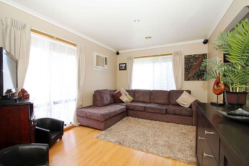 12 Bronsdon Court, MILL PARK VIC 3082, Mill Park - Thumbnail 4