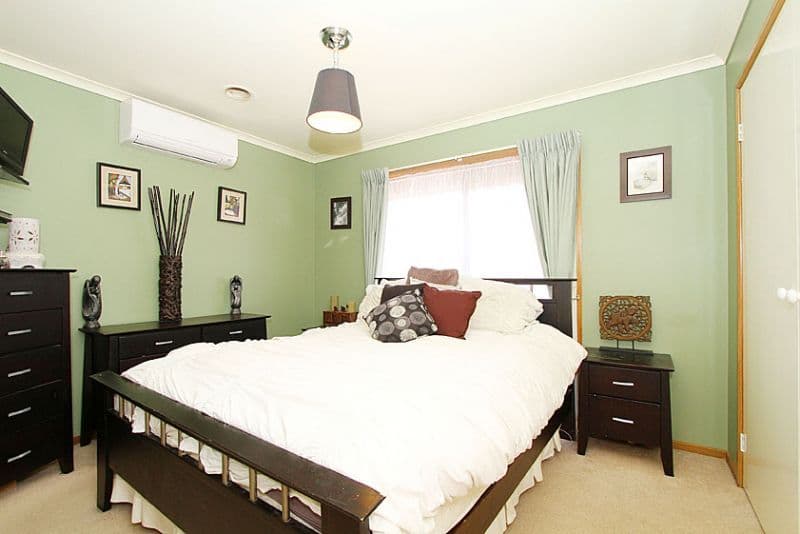 12 Bronsdon Court, MILL PARK VIC 3082, Mill Park - Thumbnail 7
