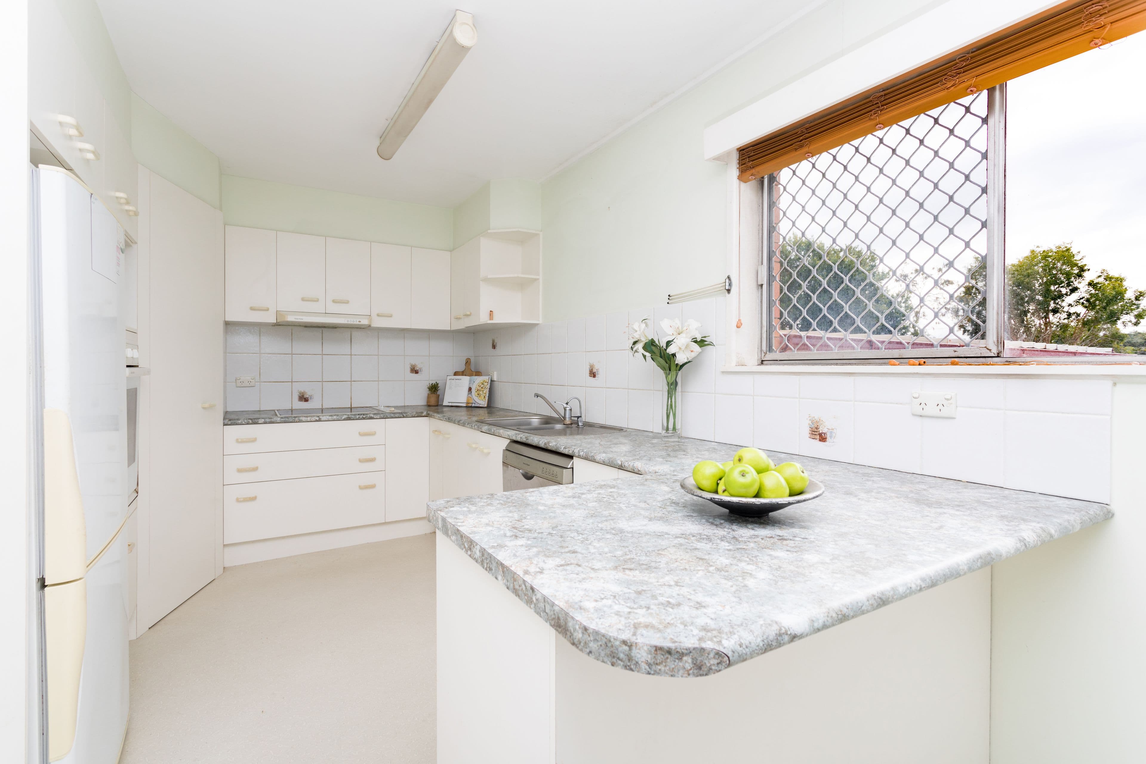 75 Basnett Street, Chermside West QLD 4032, Chermside West - Thumbnail 3
