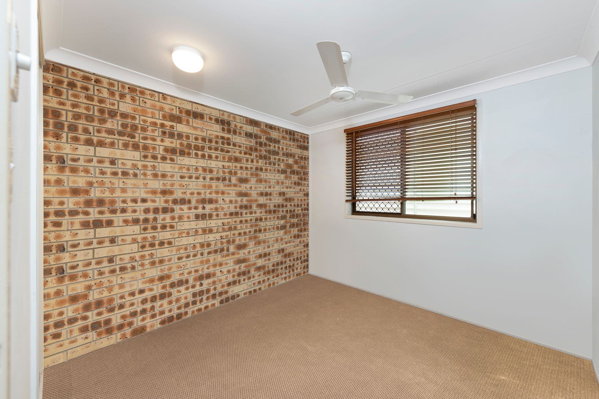 76 Crofton Street, Bundaberg West QLD 4670, Bundaberg West - Thumbnail 5