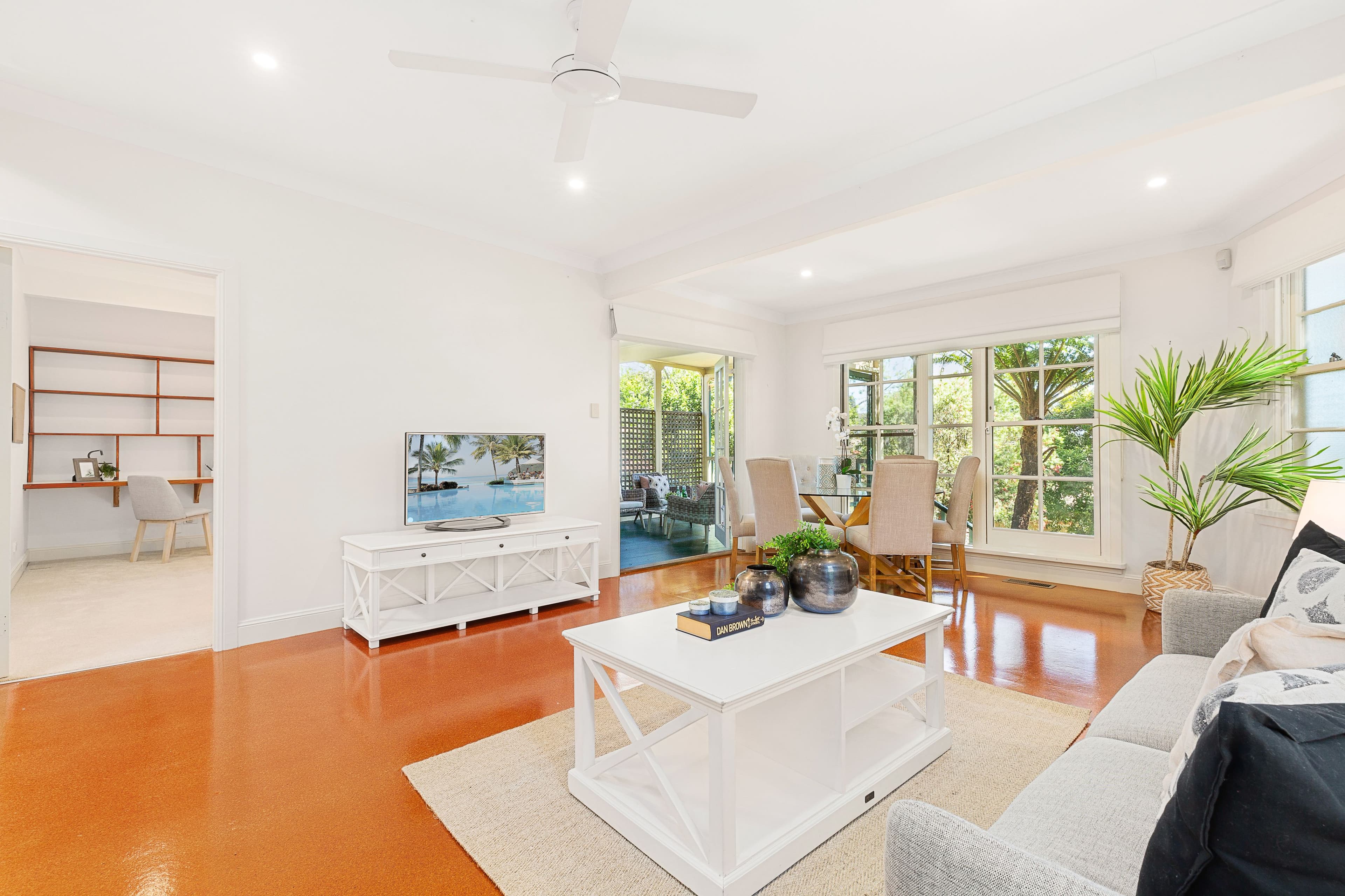 8 Morrison Road, Gladesville - Thumbnail 2
