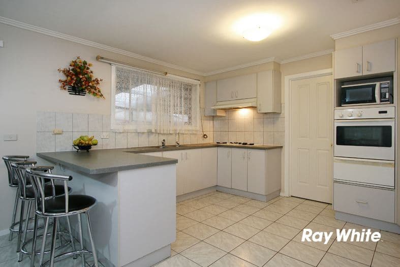 52 St James Avenue, SPRINGVALE VIC 3171, Springvale - Thumbnail 2