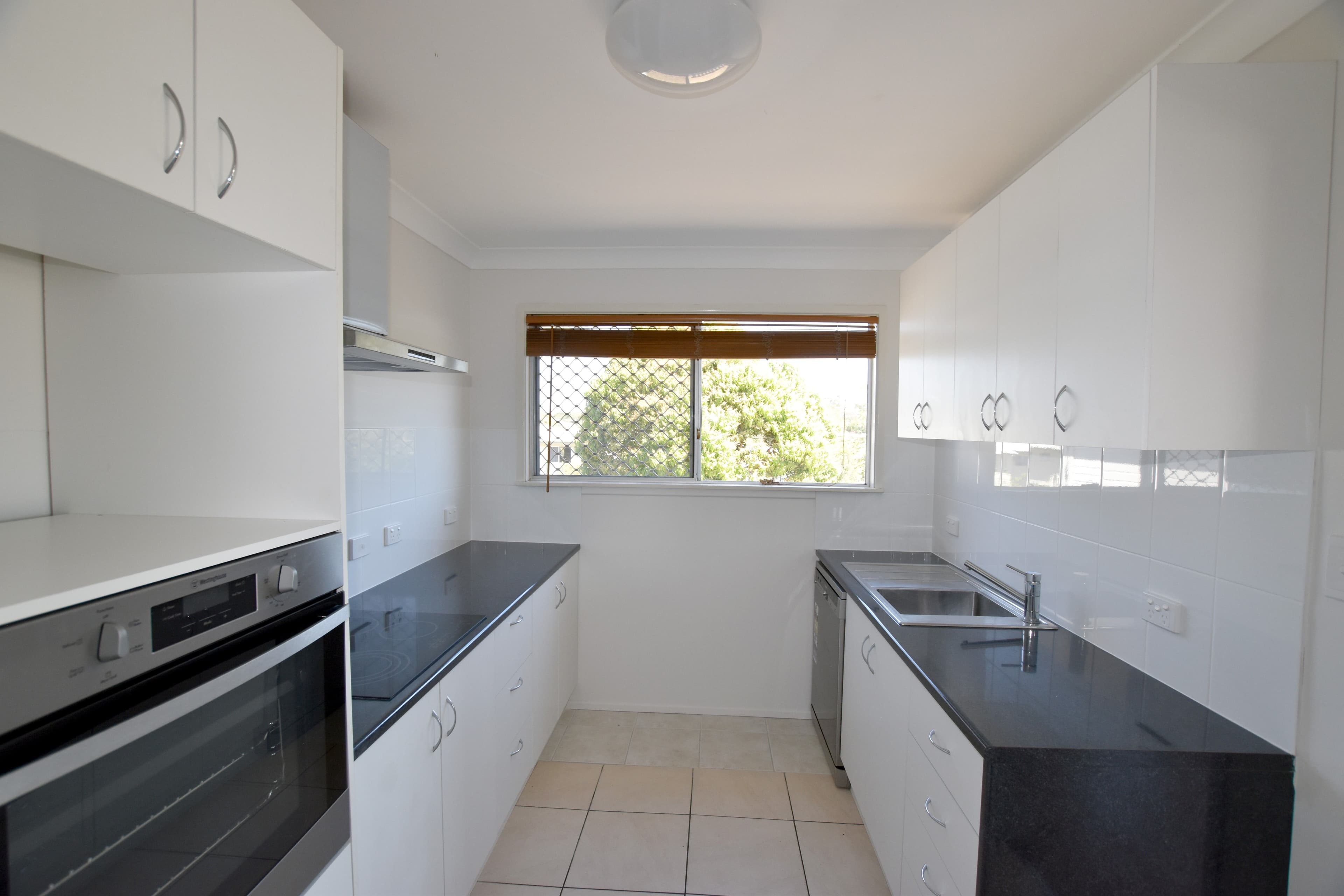 31 Wilson Street, New Auckland QLD 4680, New Auckland - Thumbnail 2