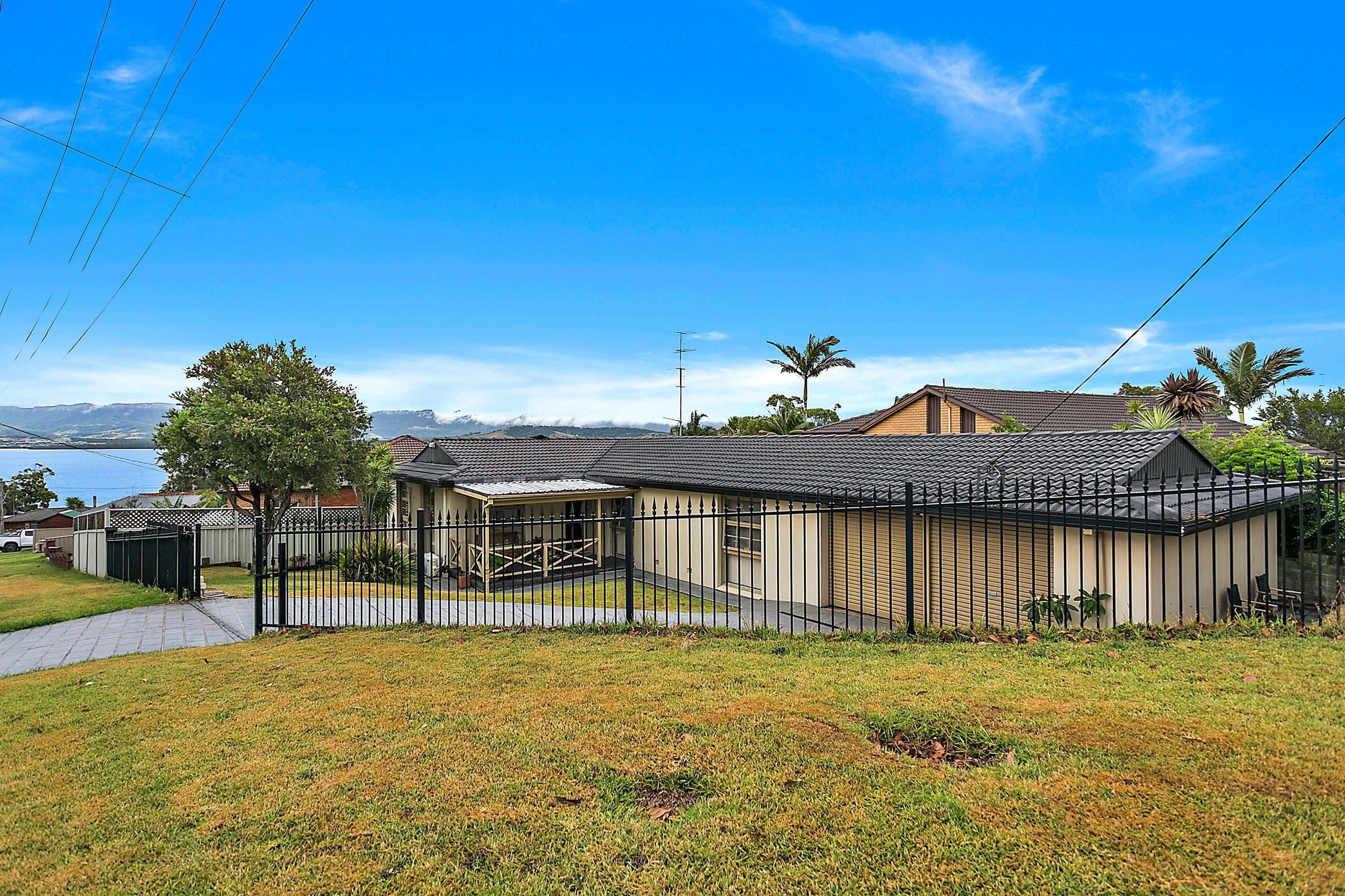 2 Wood Avenue, Mount Warrigal - Thumbnail 2