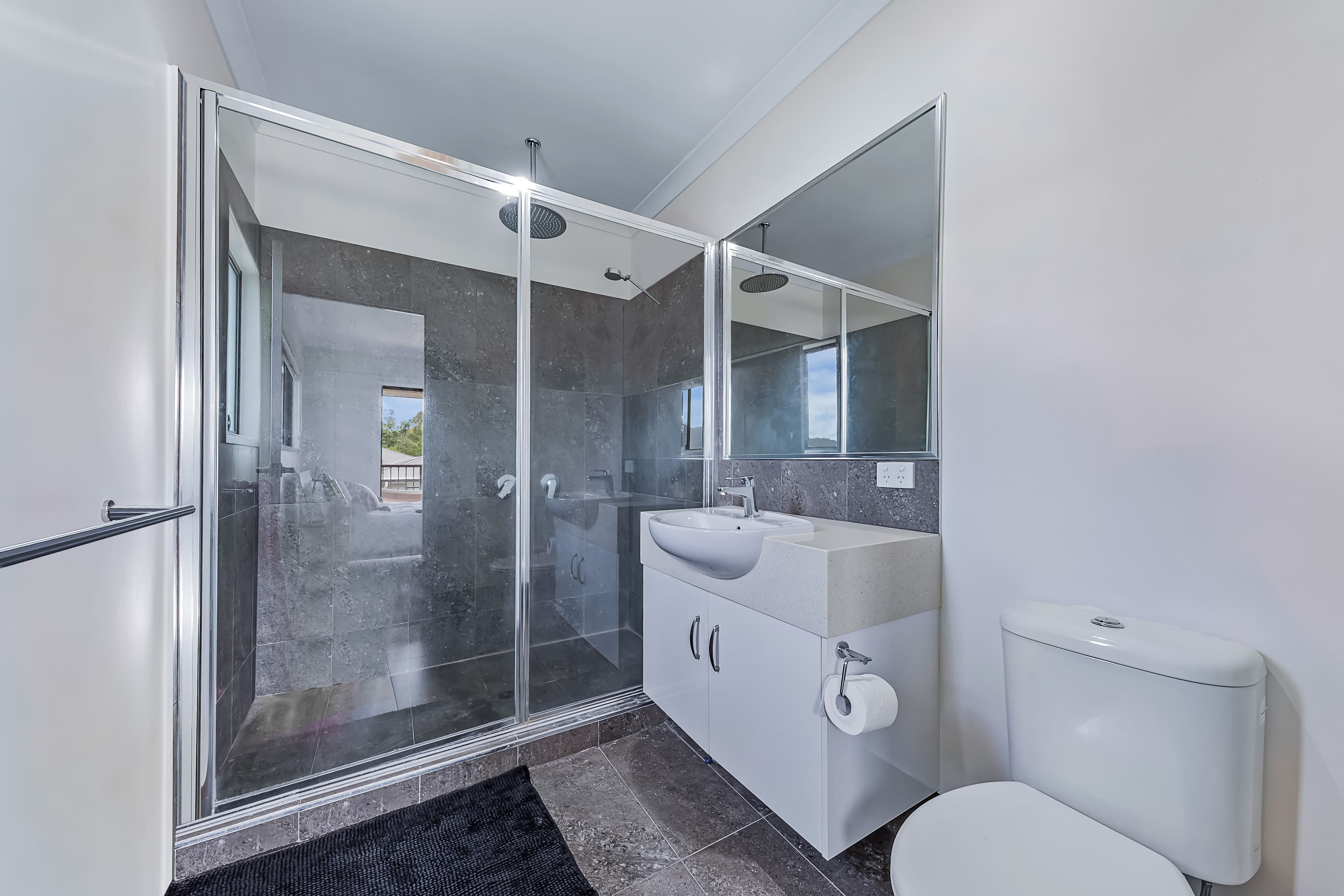 10 Pearl Street, Cannonvale QLD 4802, Cannonvale - Thumbnail 8