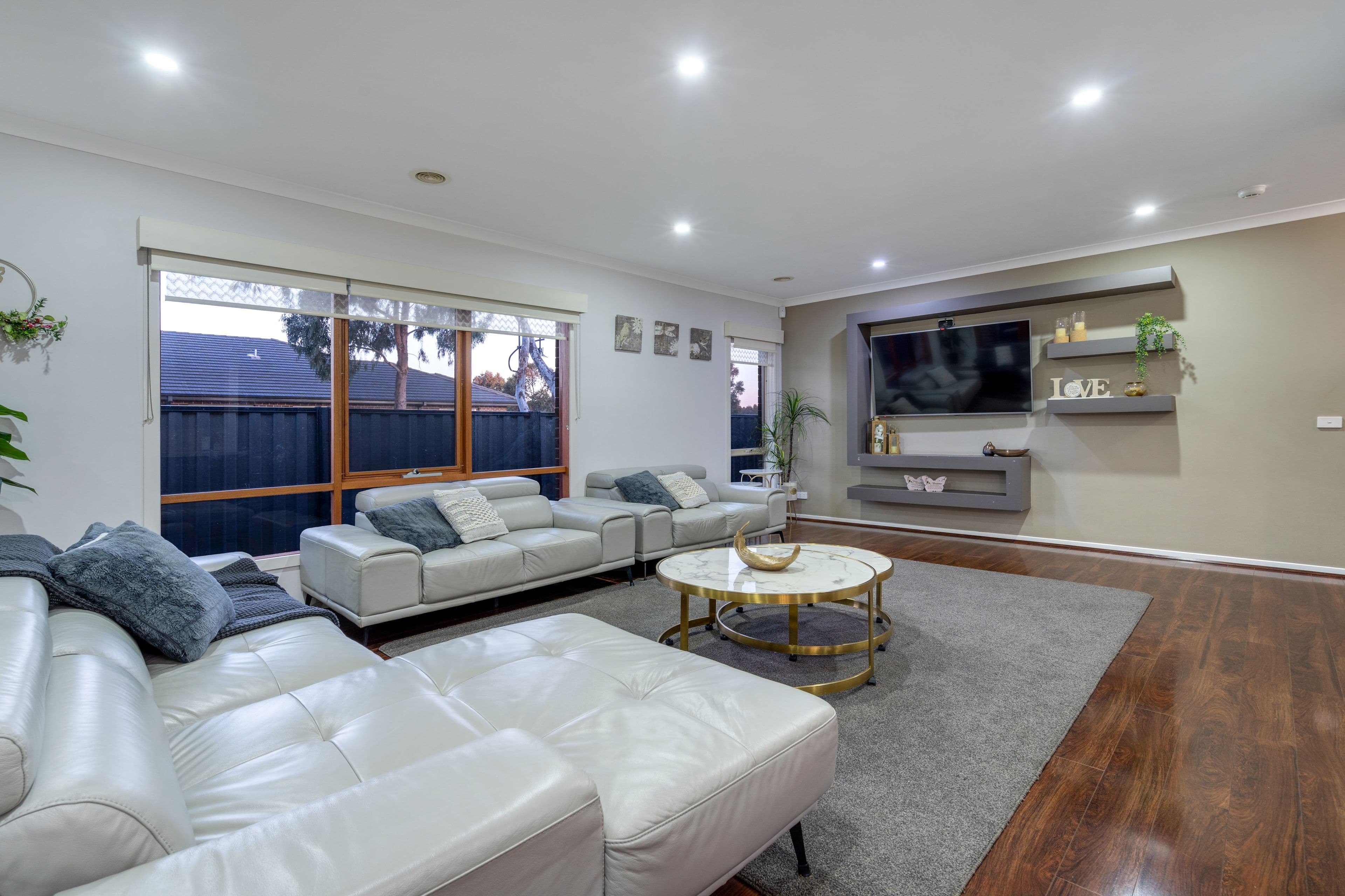 44 Bluebird Way, Roxburgh Park VIC 3064, Roxburgh Park - Thumbnail 2