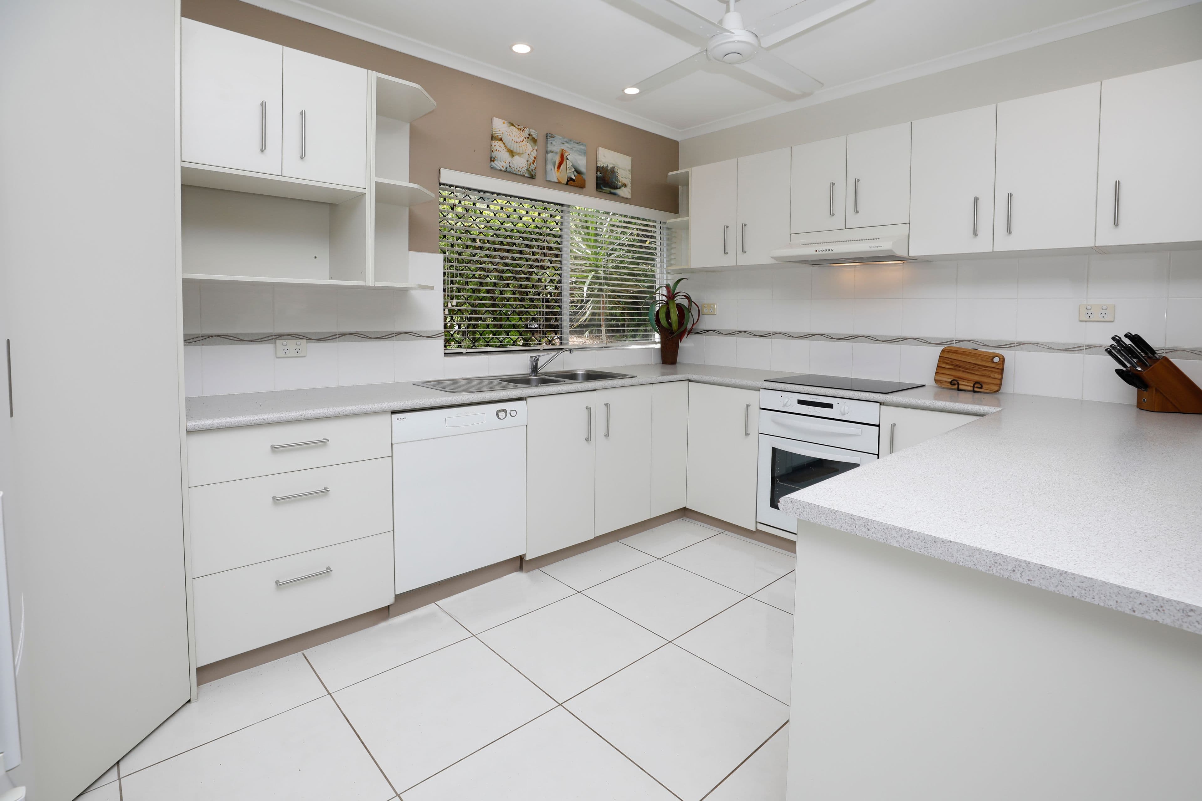 13 Manus Street, Trinity Beach QLD 4879, Trinity Beach - Thumbnail 4