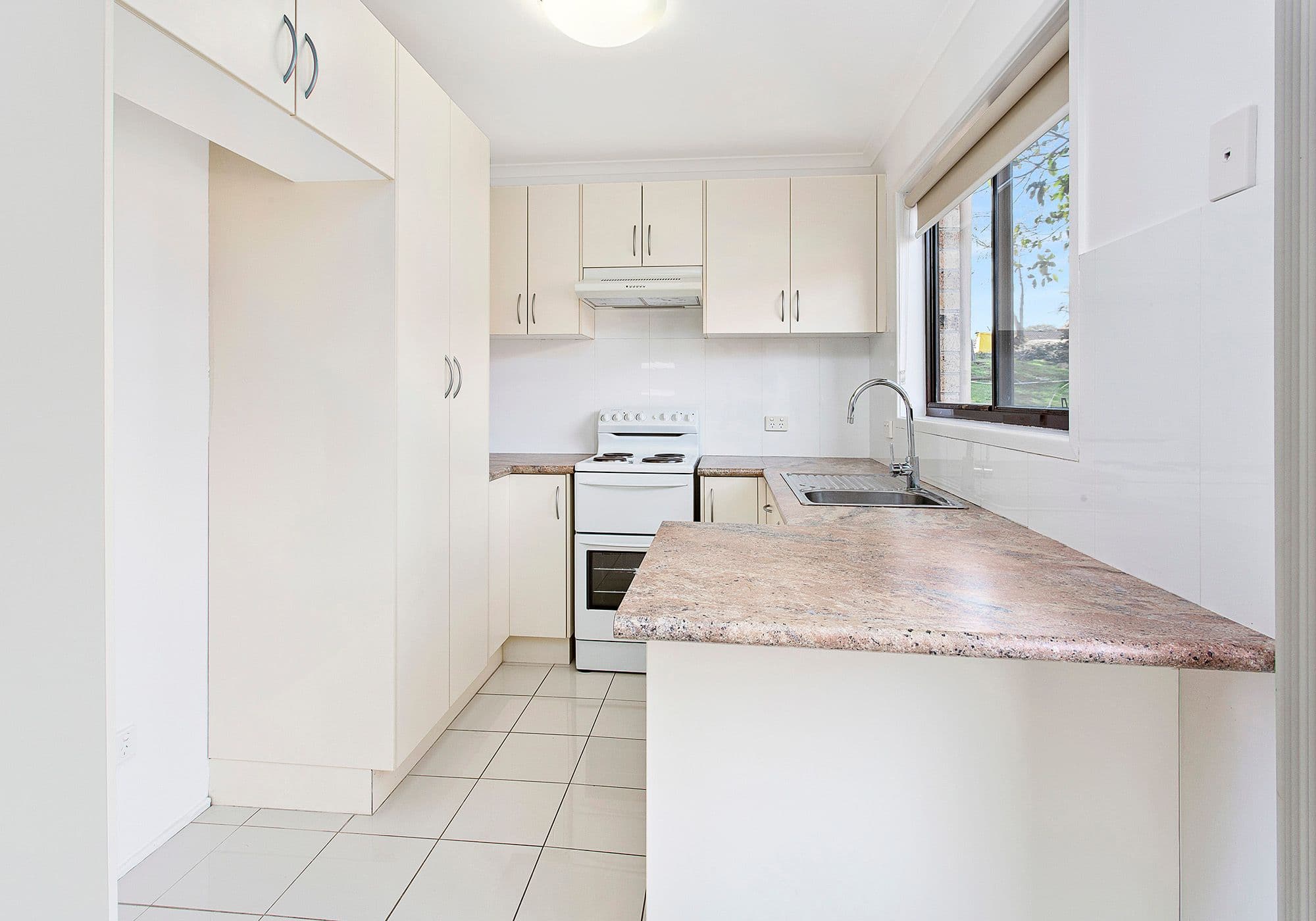 33 Tarrant Avenue, Kiama Downs NSW 2533, Kiama Downs - Thumbnail 5