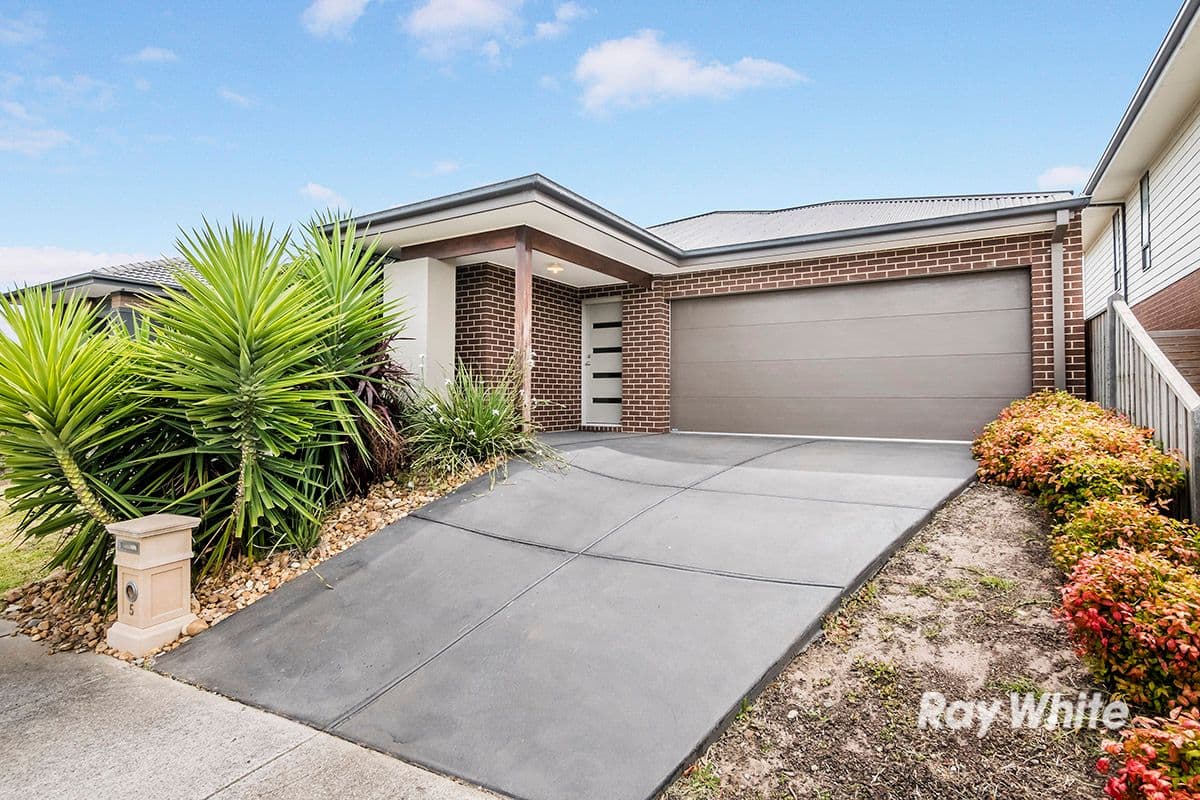 5 Maeve Circuit, Clyde North VIC 3978, Clyde North - Image 1
