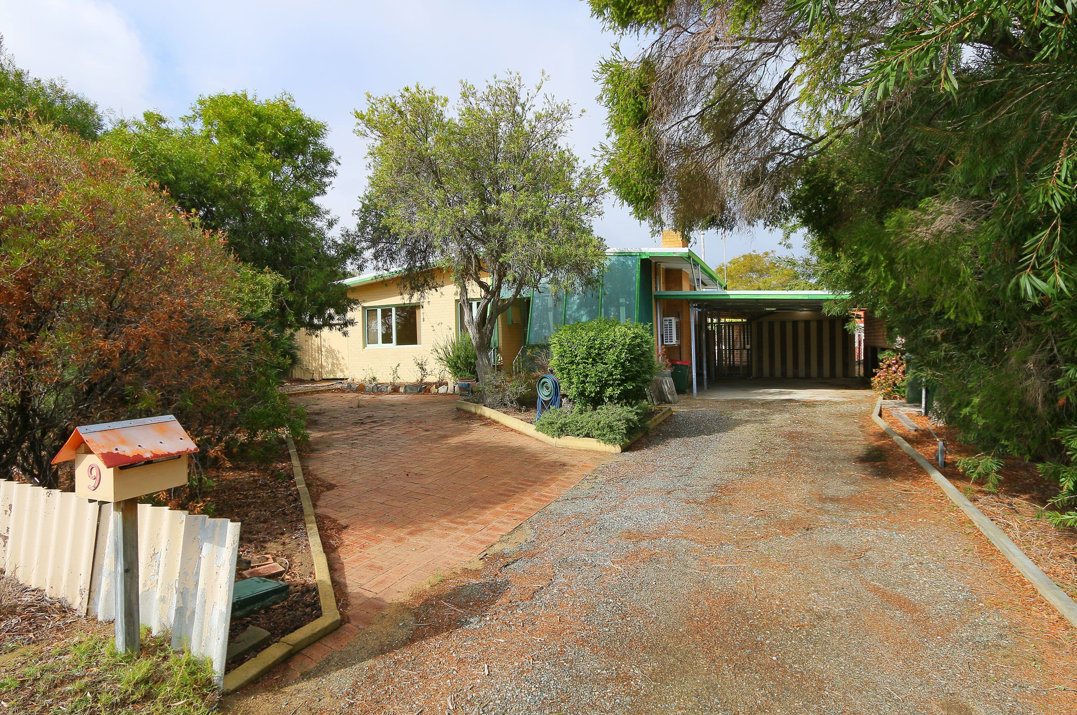 9 Treeby Street, Coolbellup WA 6163, Coolbellup - Image 1
