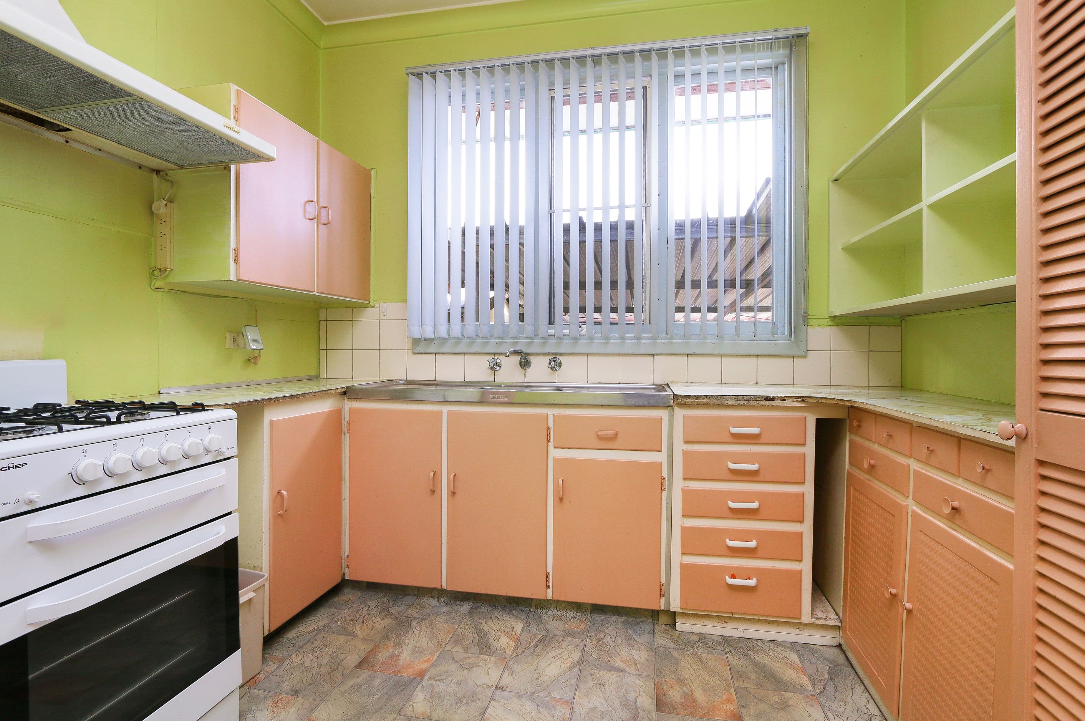 9 Treeby Street, Coolbellup WA 6163, Coolbellup - Thumbnail 8