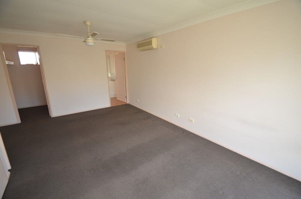 14 Katie Court, Arundel QLD 4214, Arundel - Thumbnail 7