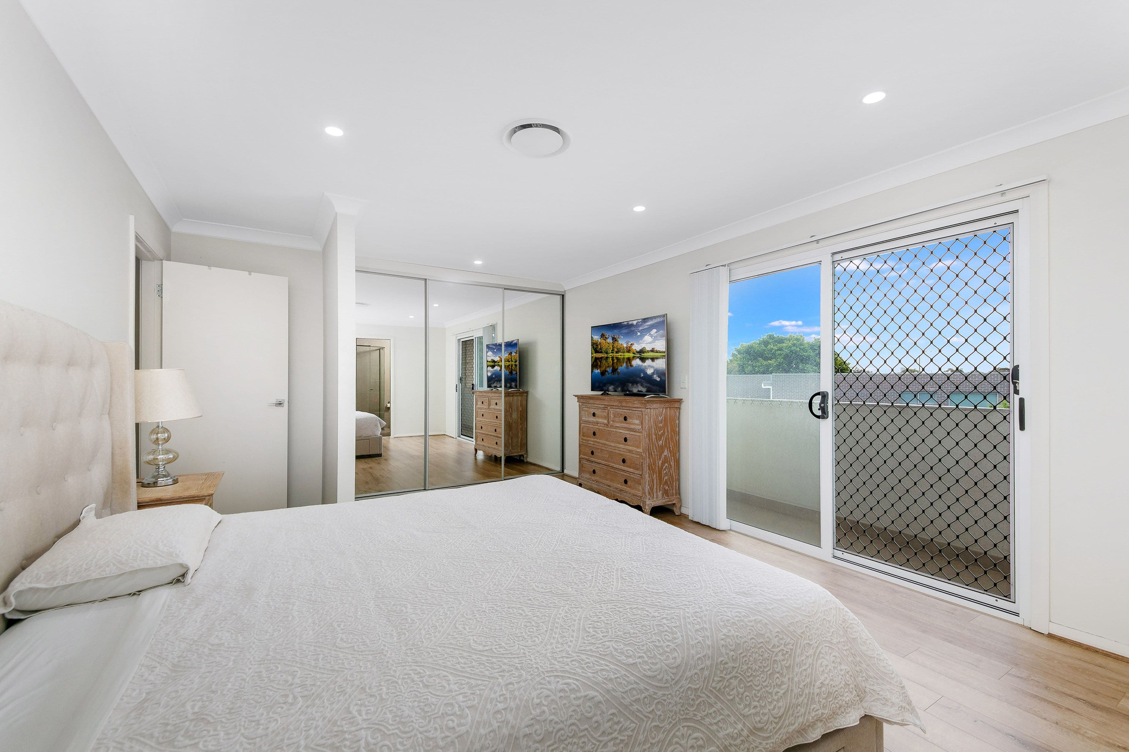 12 Neutral Avenue, Birrong NSW 2143, Birrong - Thumbnail 6