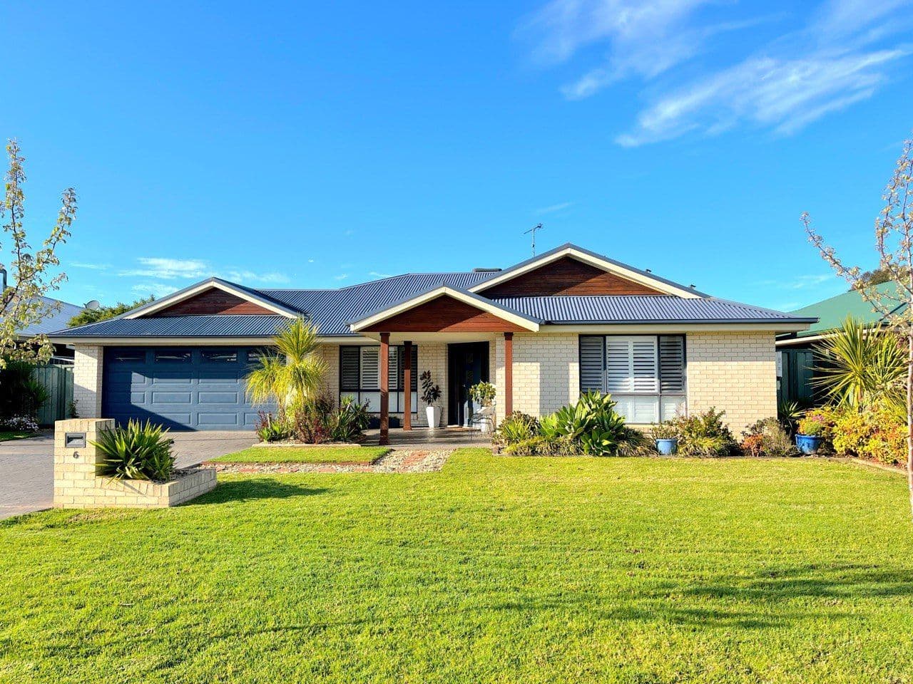 6 Harvester Avenue, West Wyalong NSW 2671, West Wyalong - Image 1