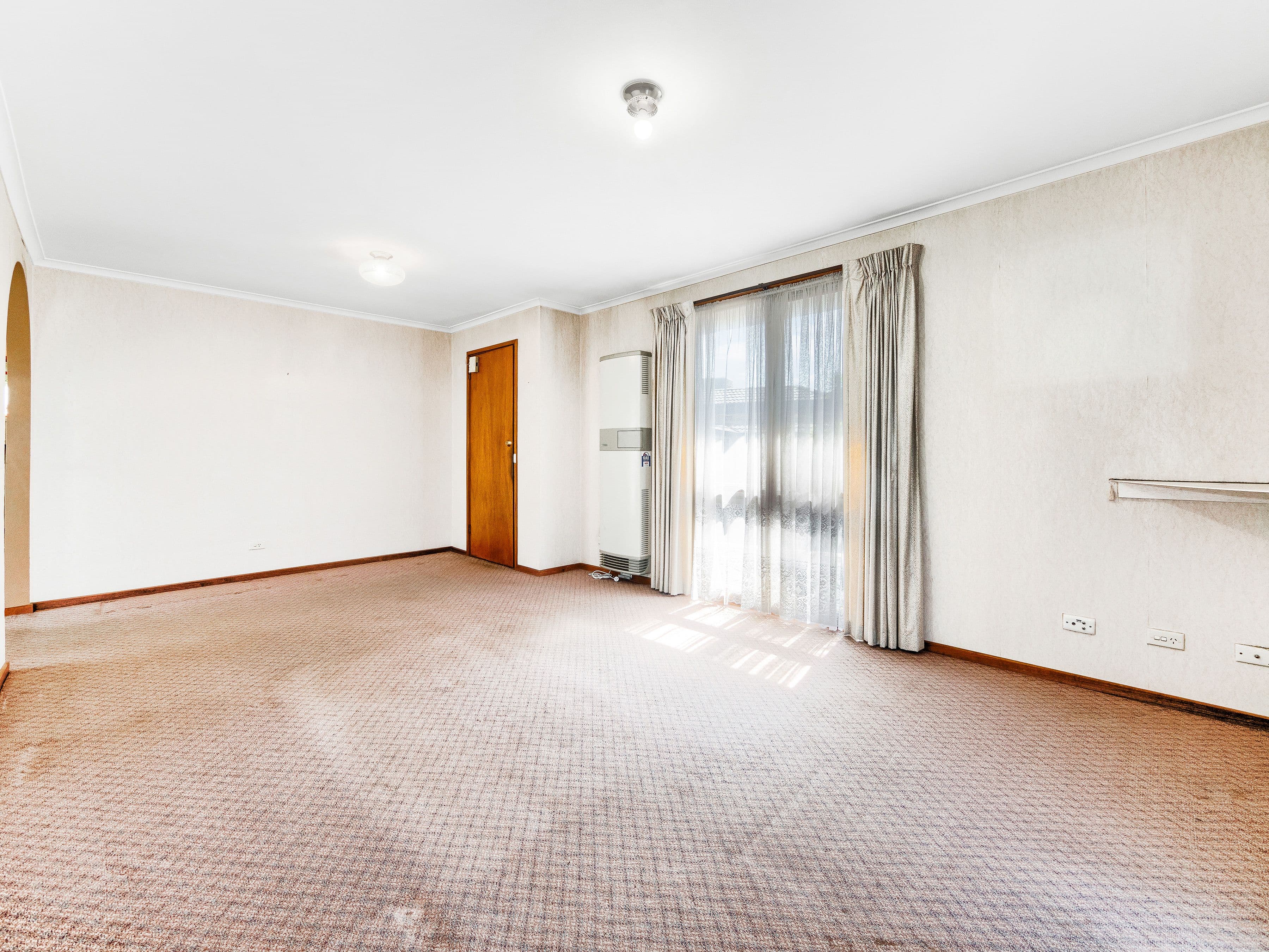 68 Clairmont Avenue, Cranbourne VIC 3977, Cranbourne - Thumbnail 5