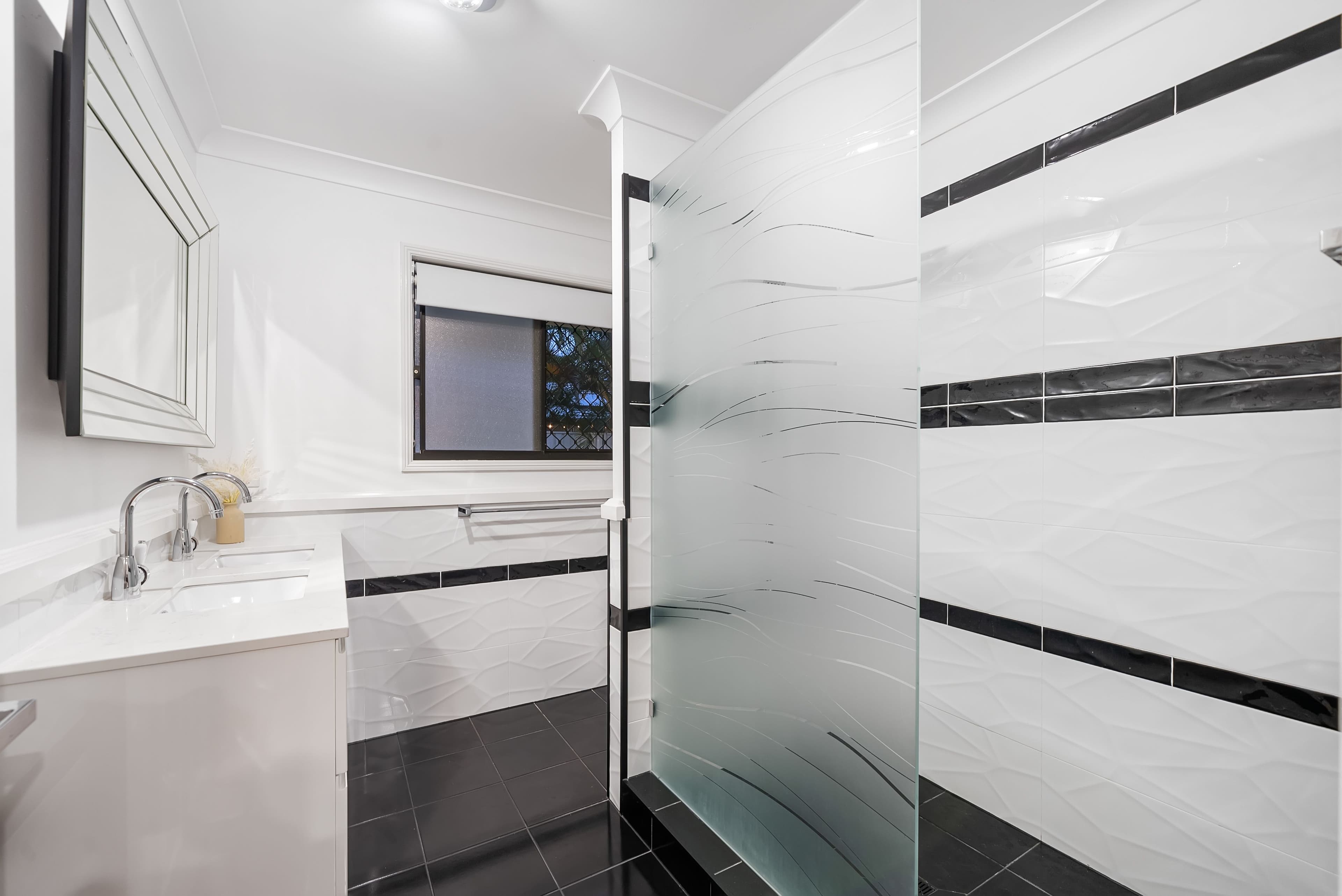 7 Tee Trees Boulevard, Arundel QLD 4214, Arundel - Thumbnail 7