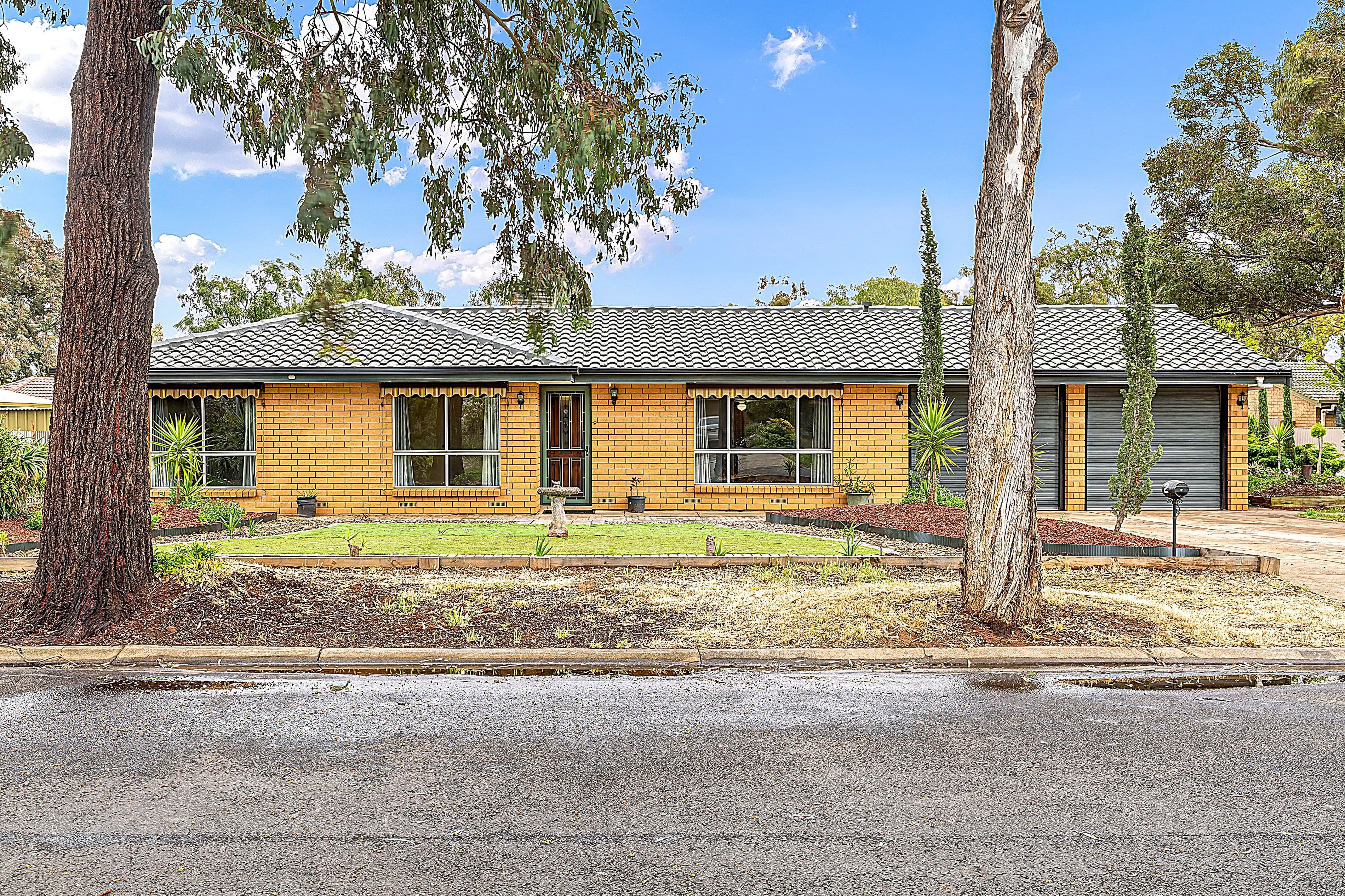 2 Simon Court, Parafield Gardens SA 5107, Parafield Gardens - Thumbnail 2