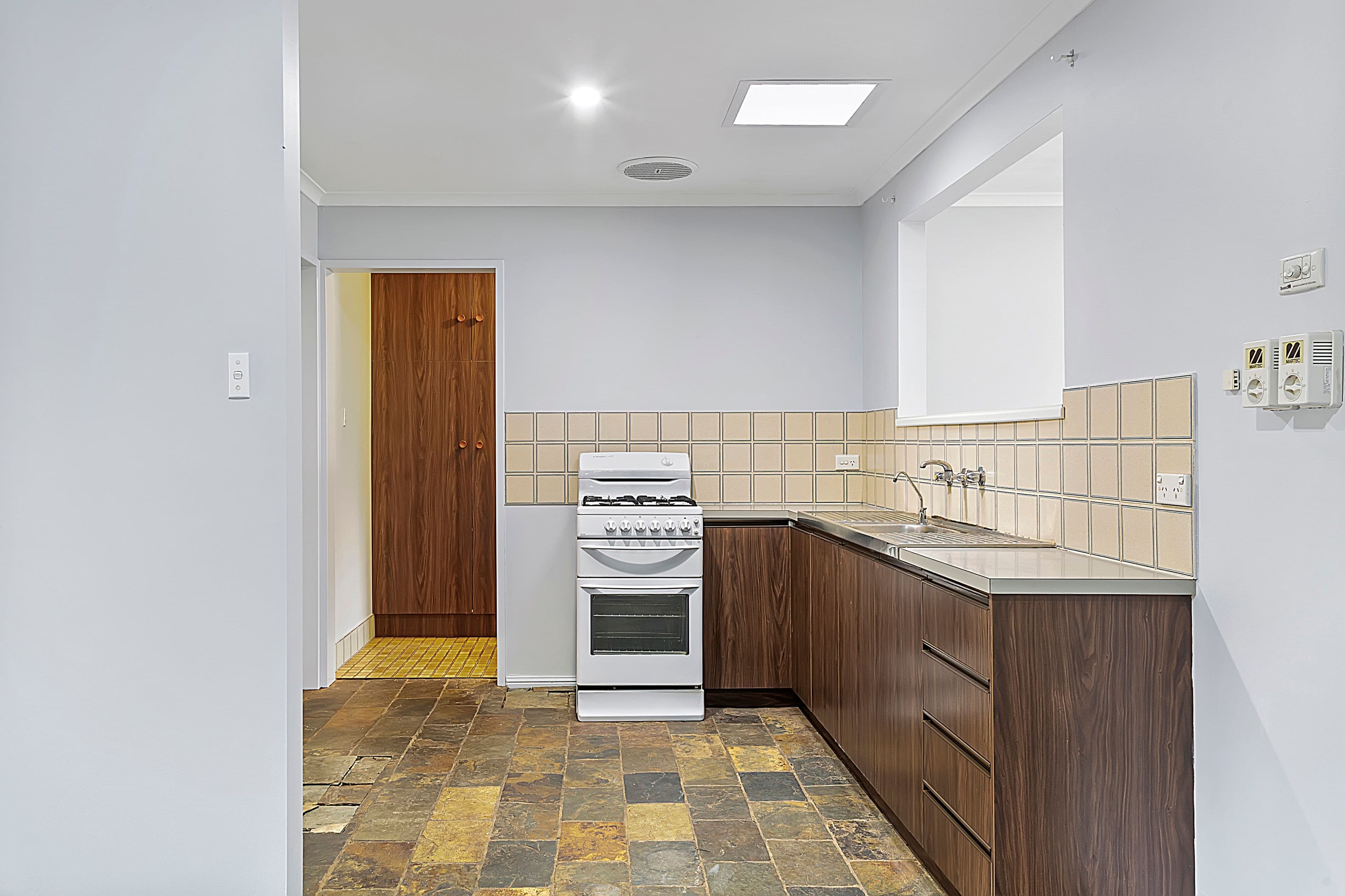2 Simon Court, Parafield Gardens SA 5107, Parafield Gardens - Thumbnail 6