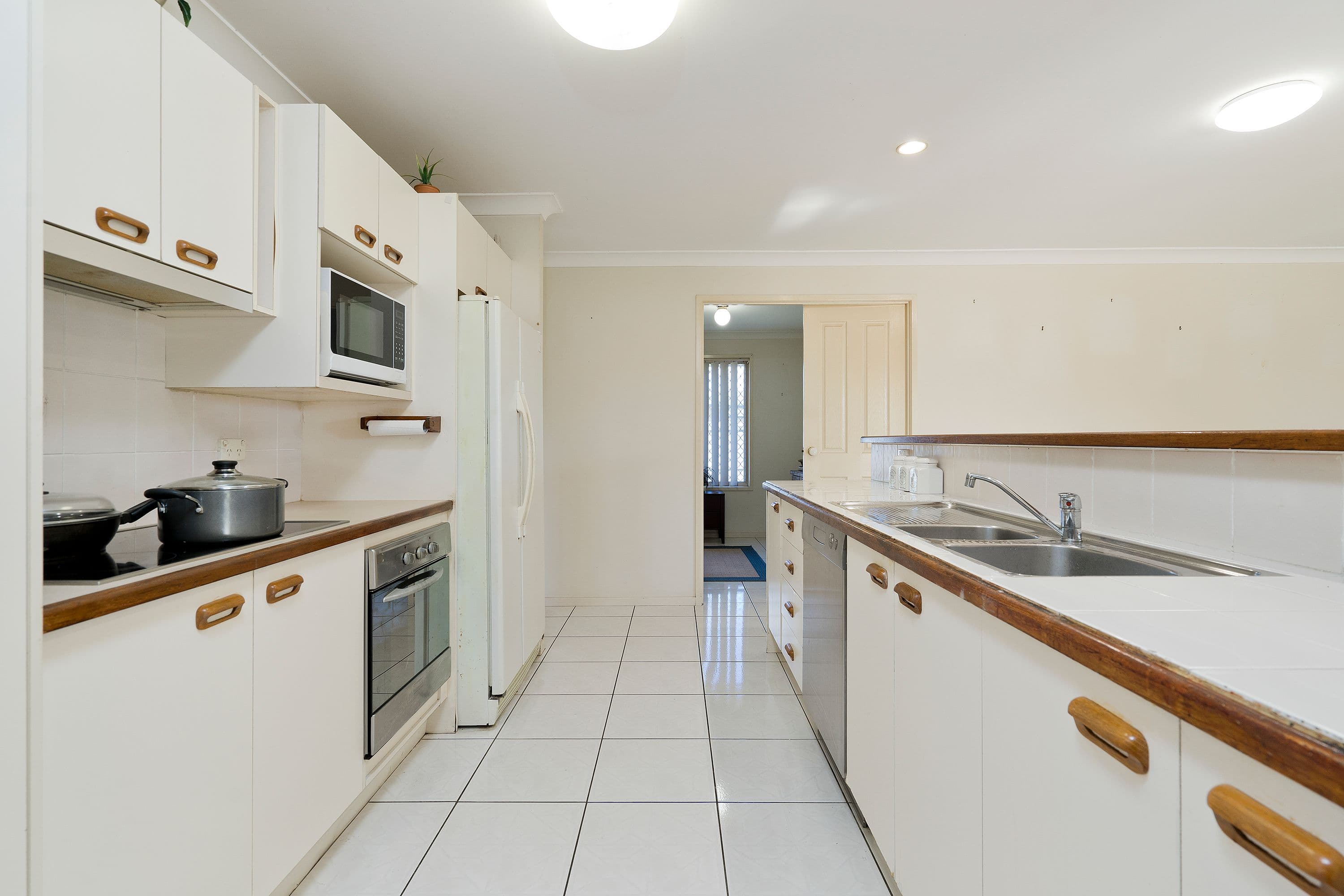 21 Stringybark Court, Murrumba Downs QLD 4503, Murrumba Downs - Thumbnail 4