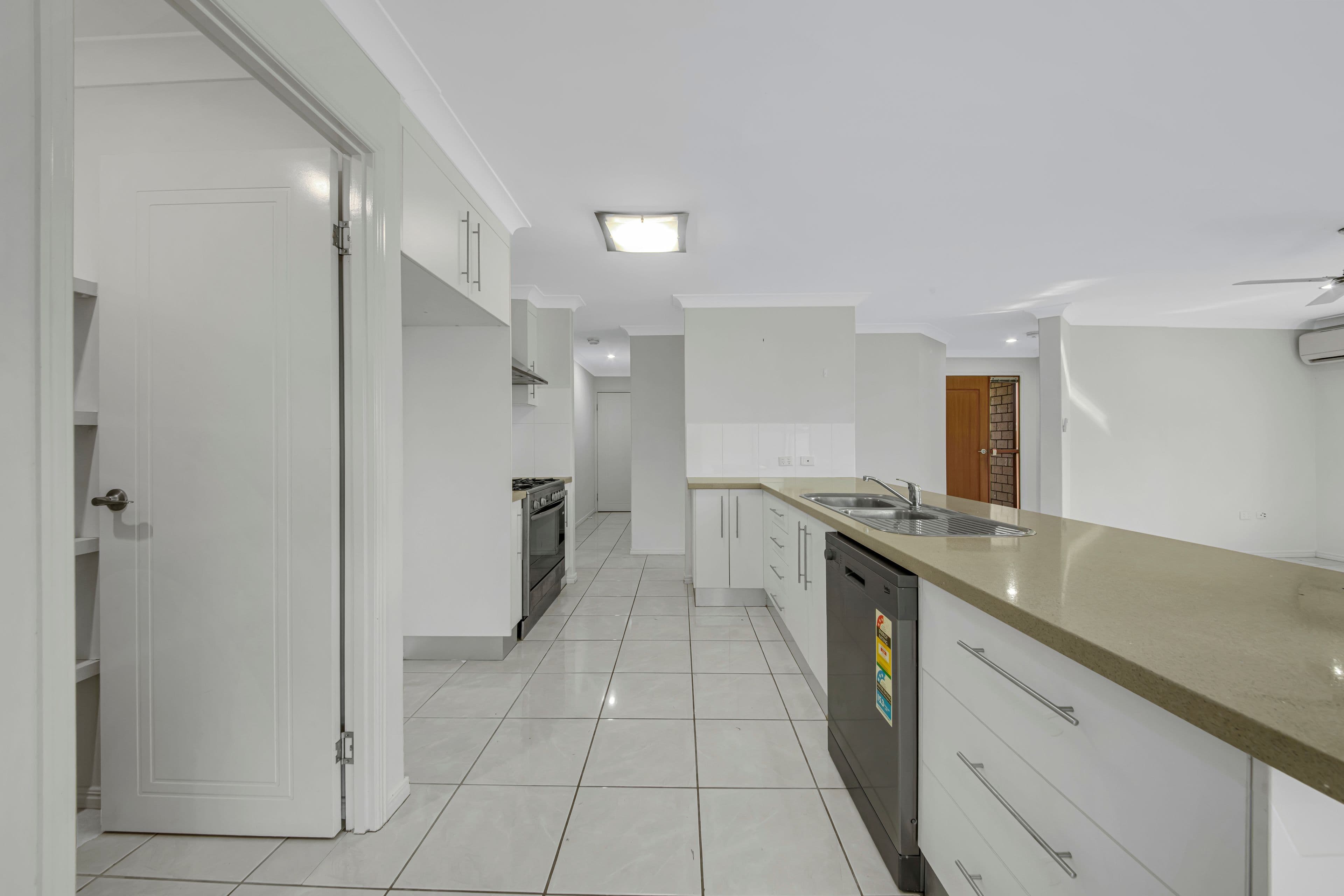 61 Sharyn Drive, New Auckland QLD 4680, New Auckland - Thumbnail 7