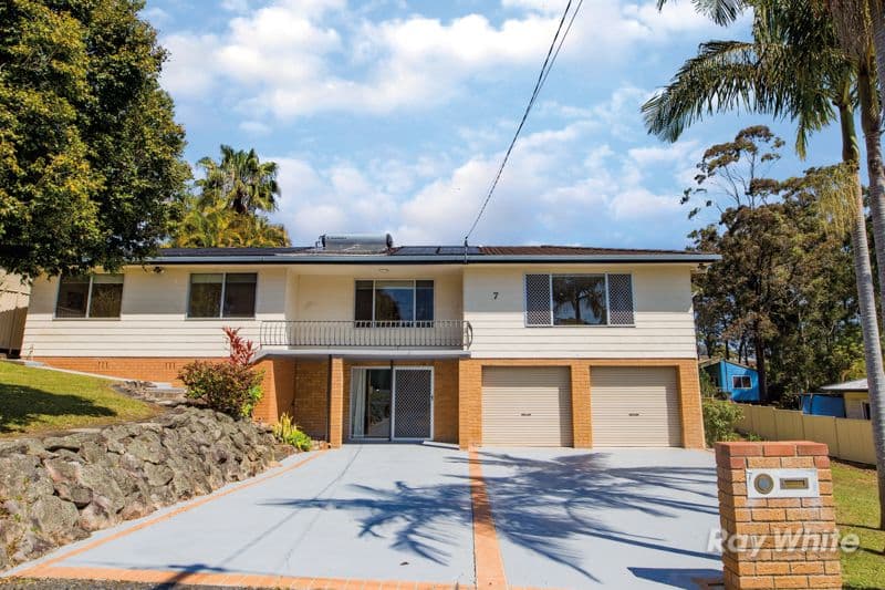 7 Blackbutt Avenue, Sandy Beach - Image 1