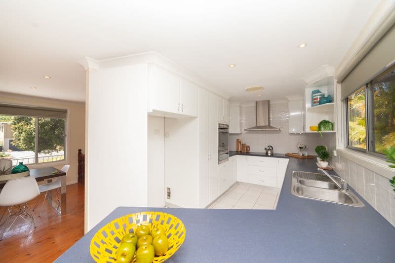 7 Blackbutt Avenue, Sandy Beach - Thumbnail 3