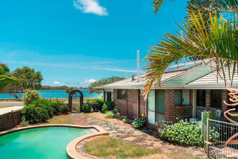 72 Boykambil Esplanade North, Hope Island QLD 4212, Hope Island - Thumbnail 4