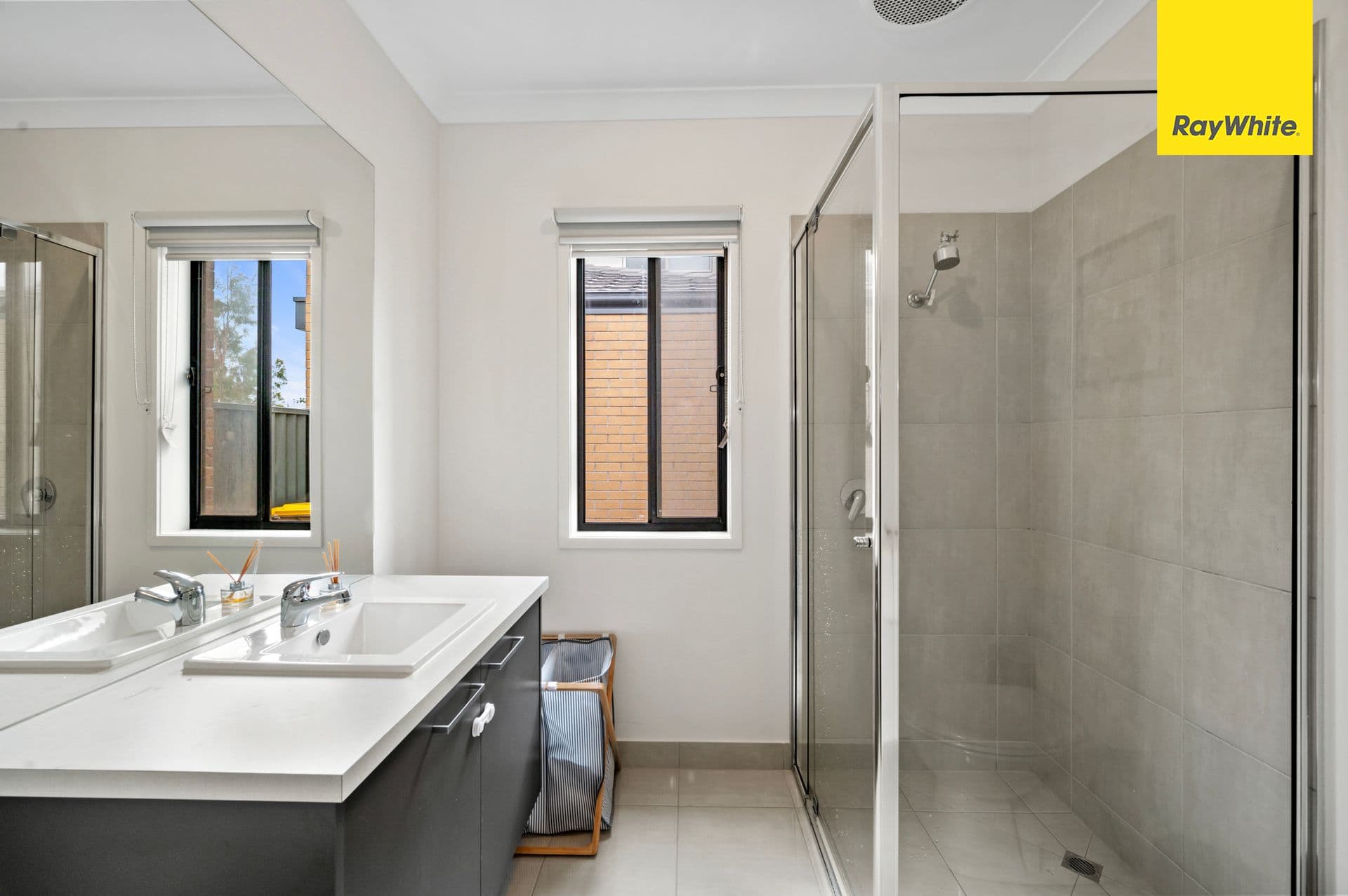 58 Runcorn Crescent, Strathtulloh VIC 3338, Strathtulloh - Thumbnail 3