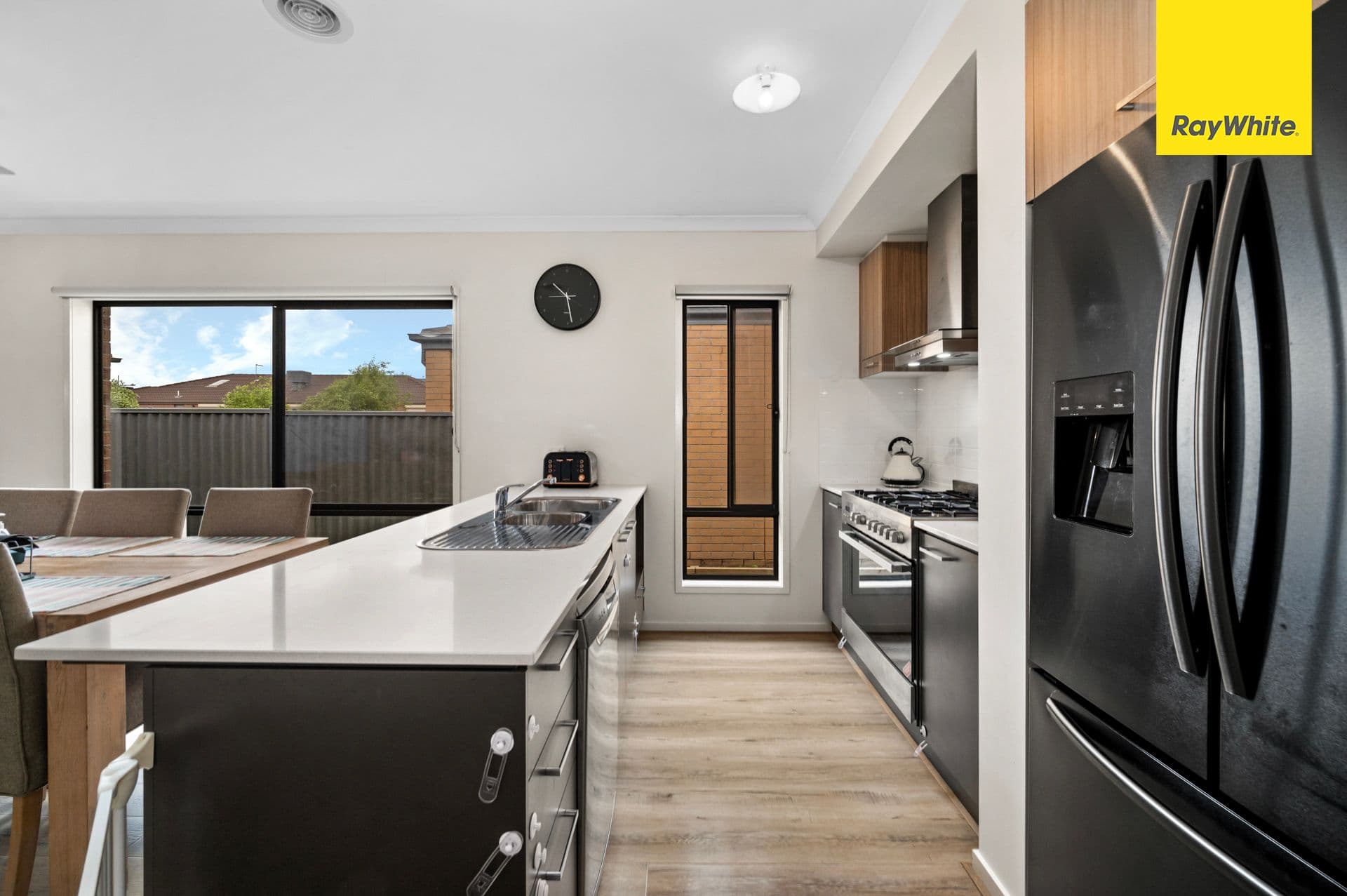 58 Runcorn Crescent, Strathtulloh VIC 3338, Strathtulloh - Thumbnail 5