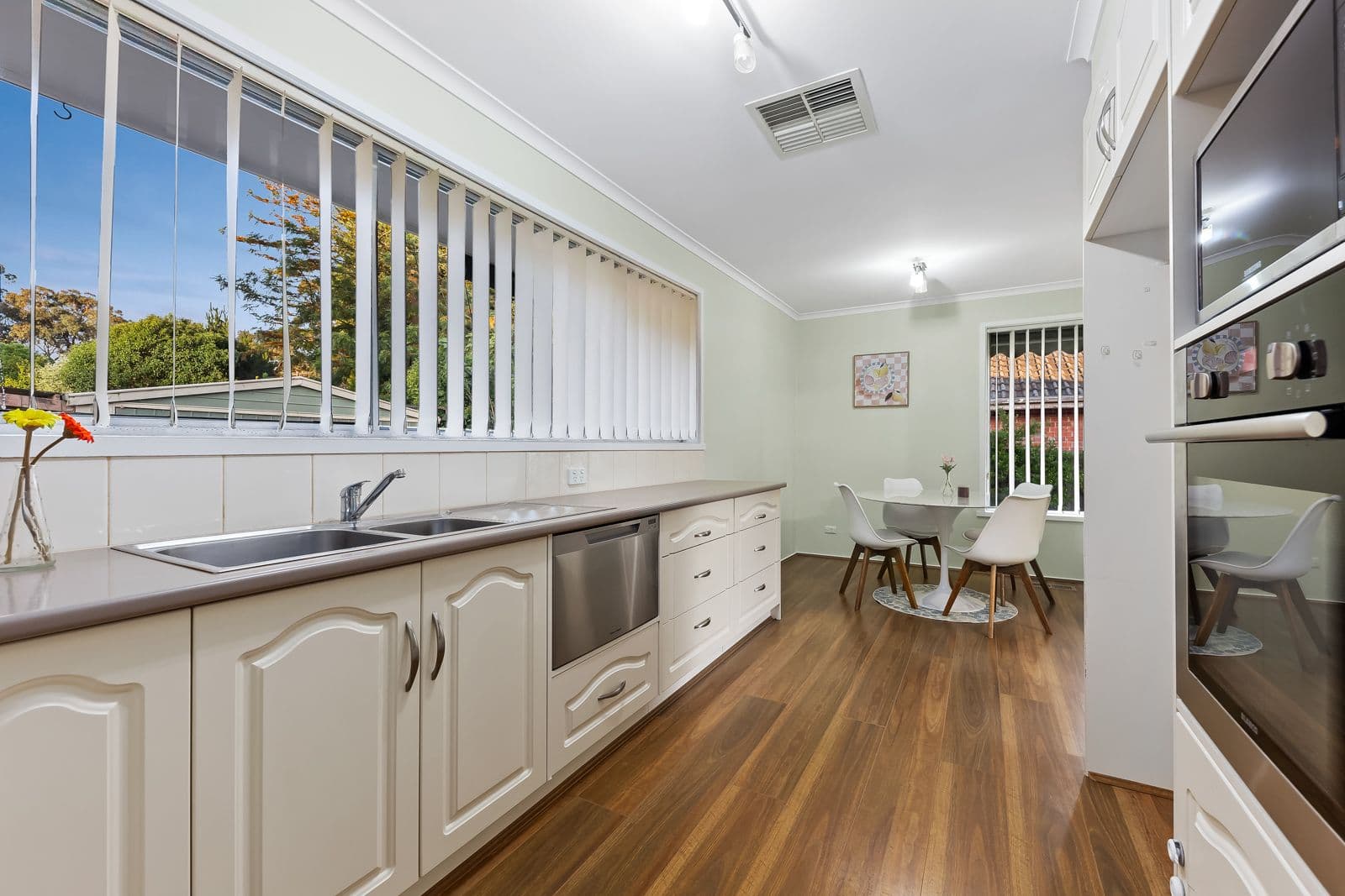 17 Leonard Street, Bayswater VIC 3153, Bayswater - Thumbnail 6