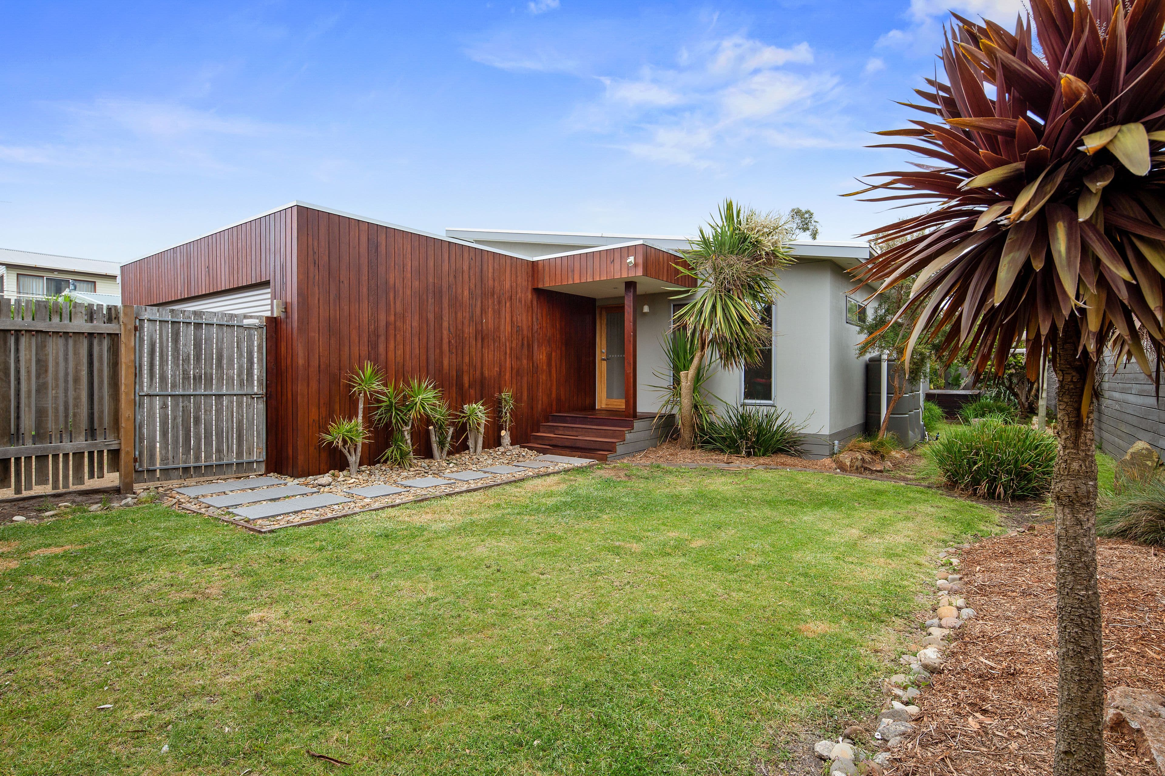 10 Kendall Avenue, Cape Woolamai VIC 3925, Cape Woolamai - Image 1