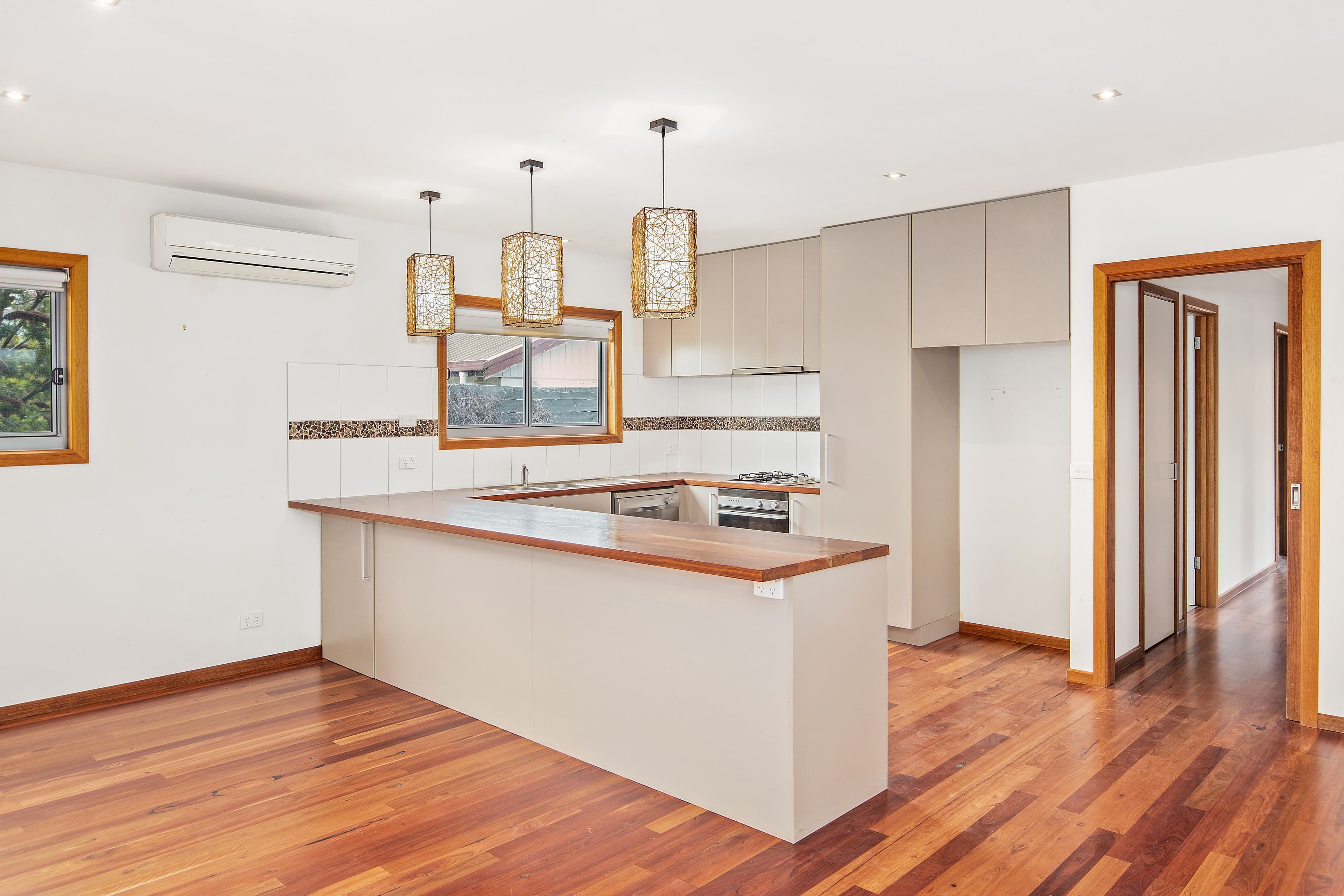 10 Kendall Avenue, Cape Woolamai VIC 3925, Cape Woolamai - Thumbnail 7