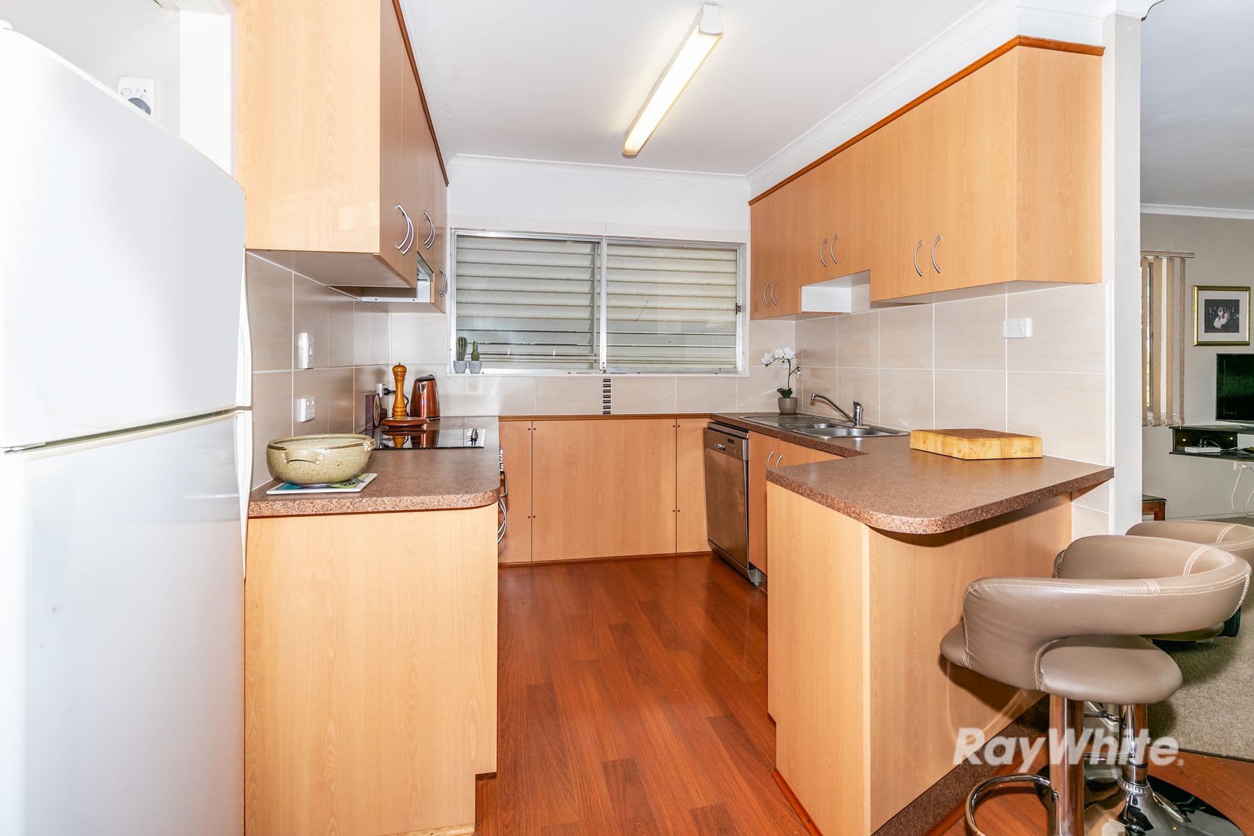 116 Jacaranda Avenue, Logan Central QLD 4114, Logan Central - Thumbnail 4
