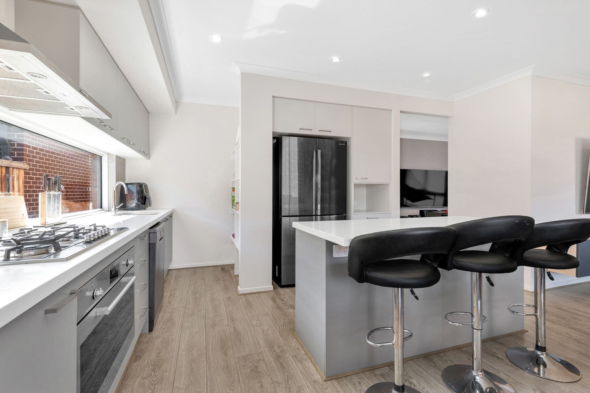 16 Swainson Close, Tarneit VIC 3029, Tarneit - Thumbnail 3