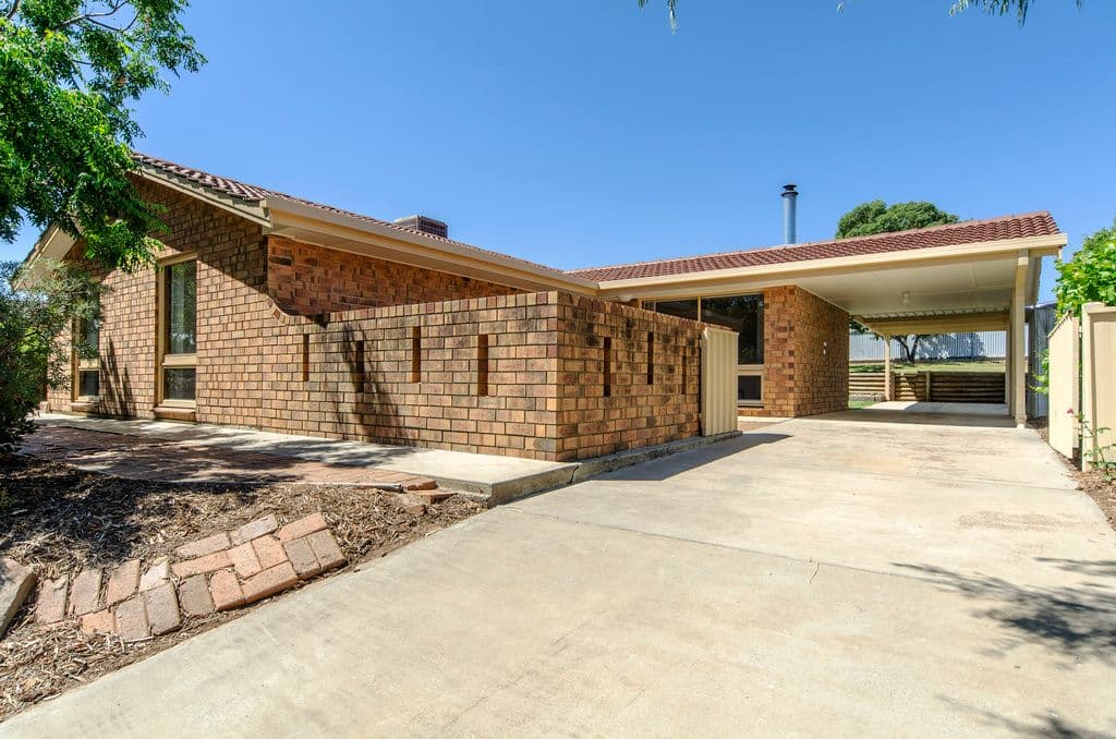 31 Serenade Crescent, Aberfoyle Park SA 5159, Aberfoyle Park - Image 1