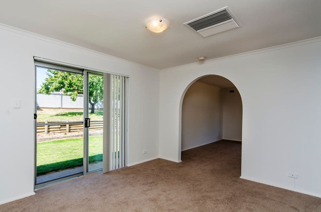 31 Serenade Crescent, Aberfoyle Park SA 5159, Aberfoyle Park - Thumbnail 3