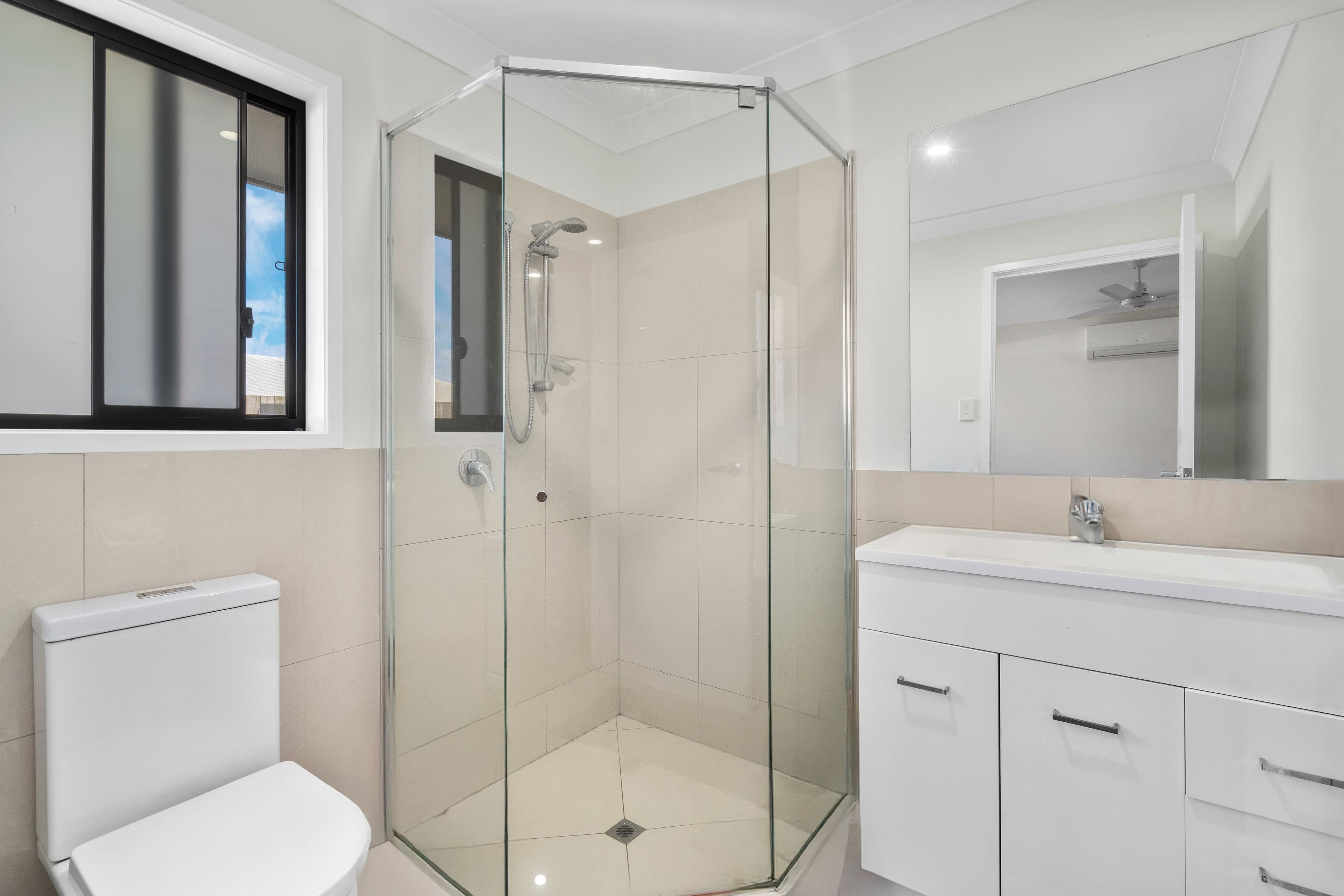 64 Baird Circuit, Redbank Plains QLD 4301, Redbank Plains - Thumbnail 6
