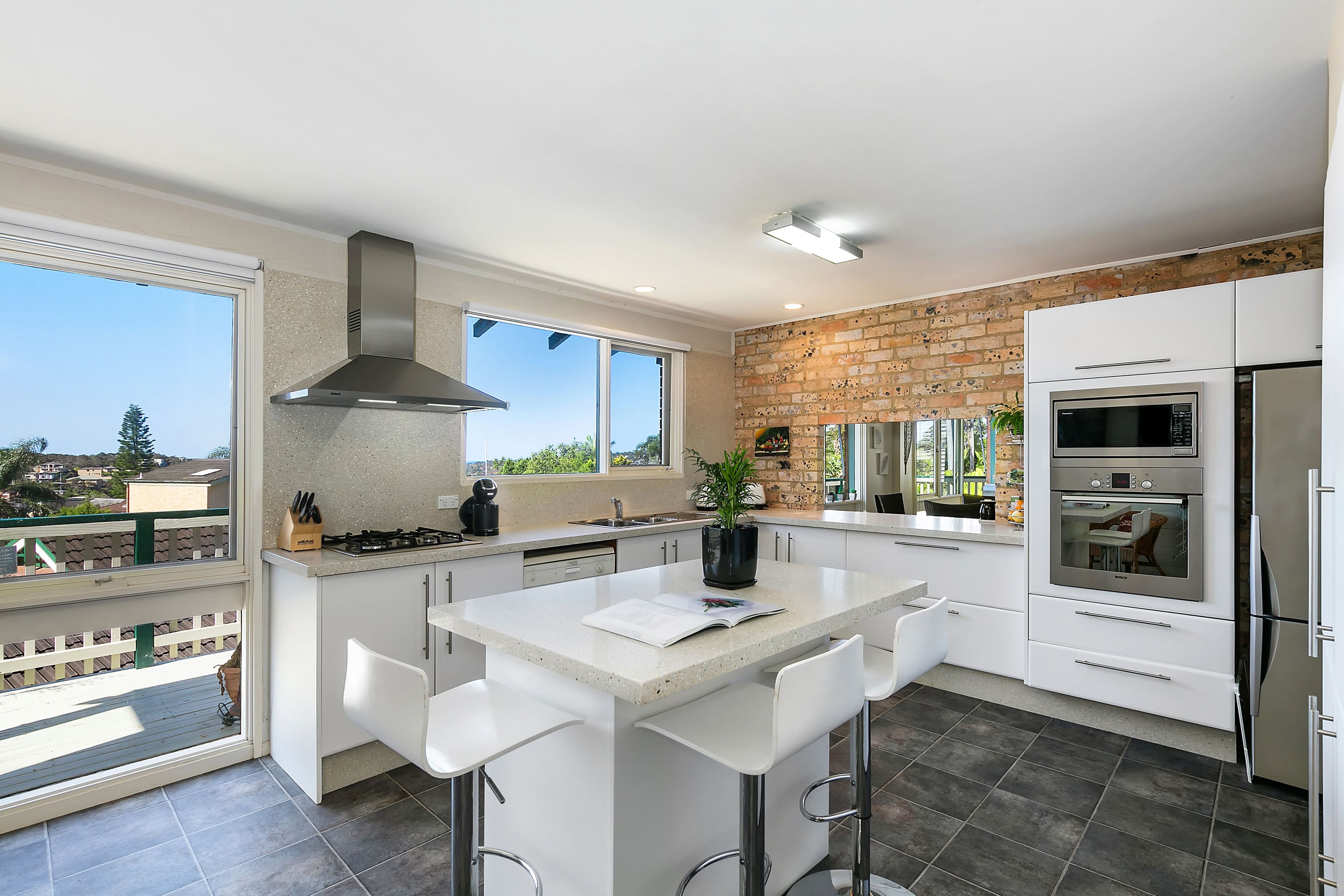 7 Boylson Place, Cromer - Thumbnail 2