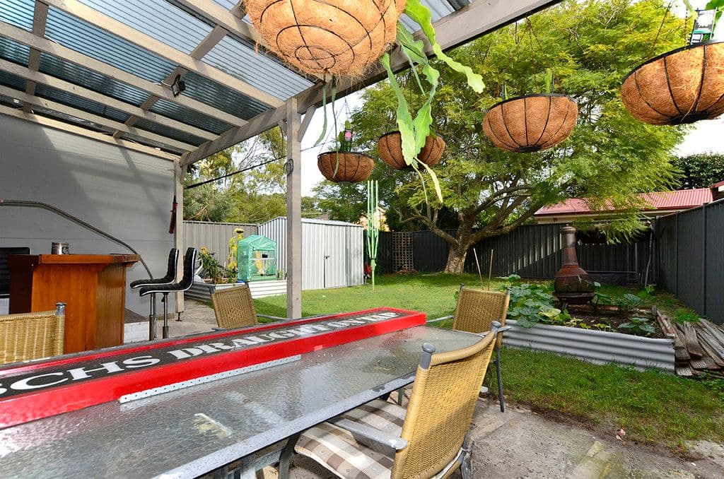 295 Ocean Beach Road, Umina Beach - Thumbnail 2