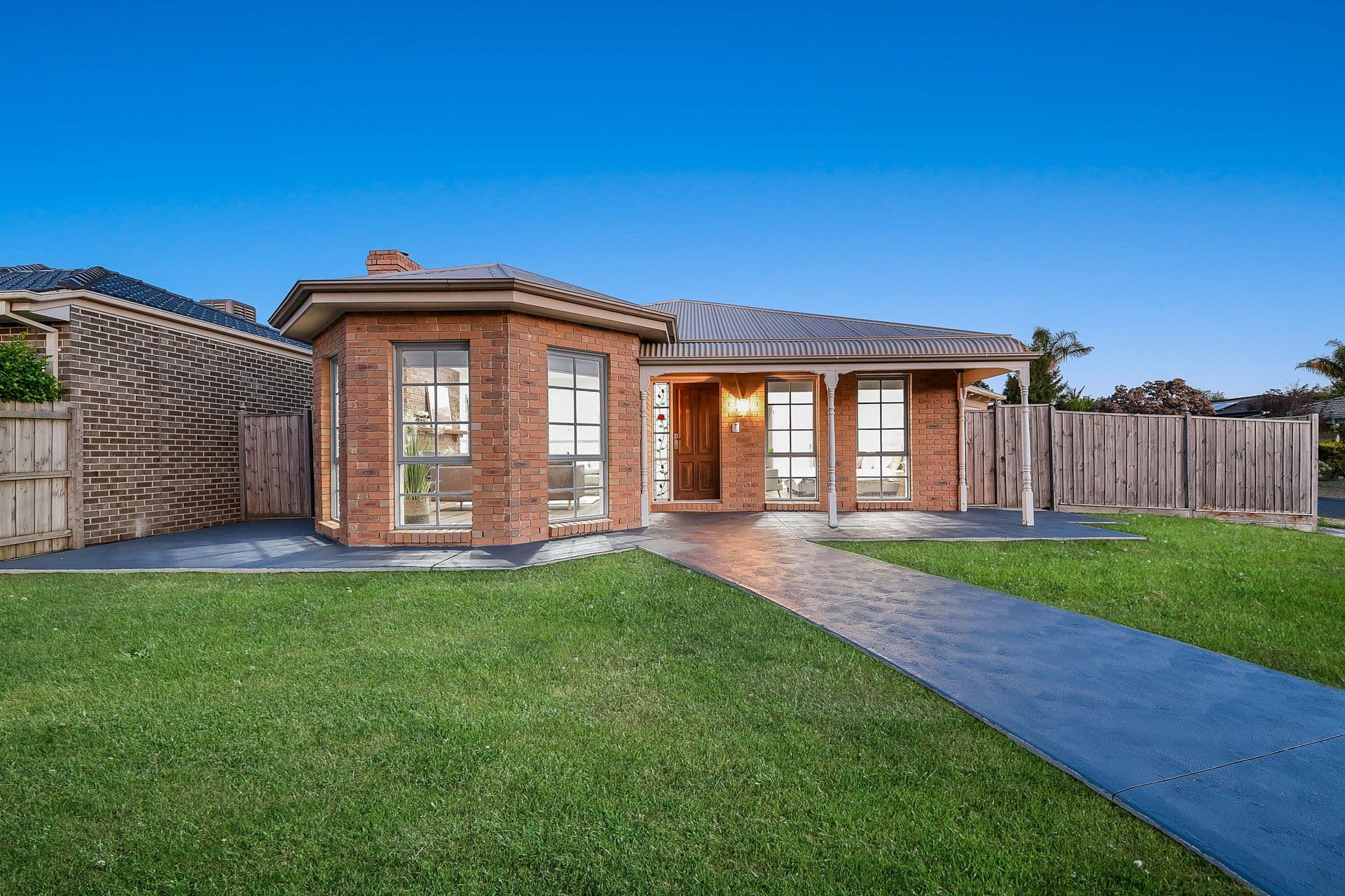 21 Willslie Crescent, Berwick VIC 3806, Berwick - Image 1