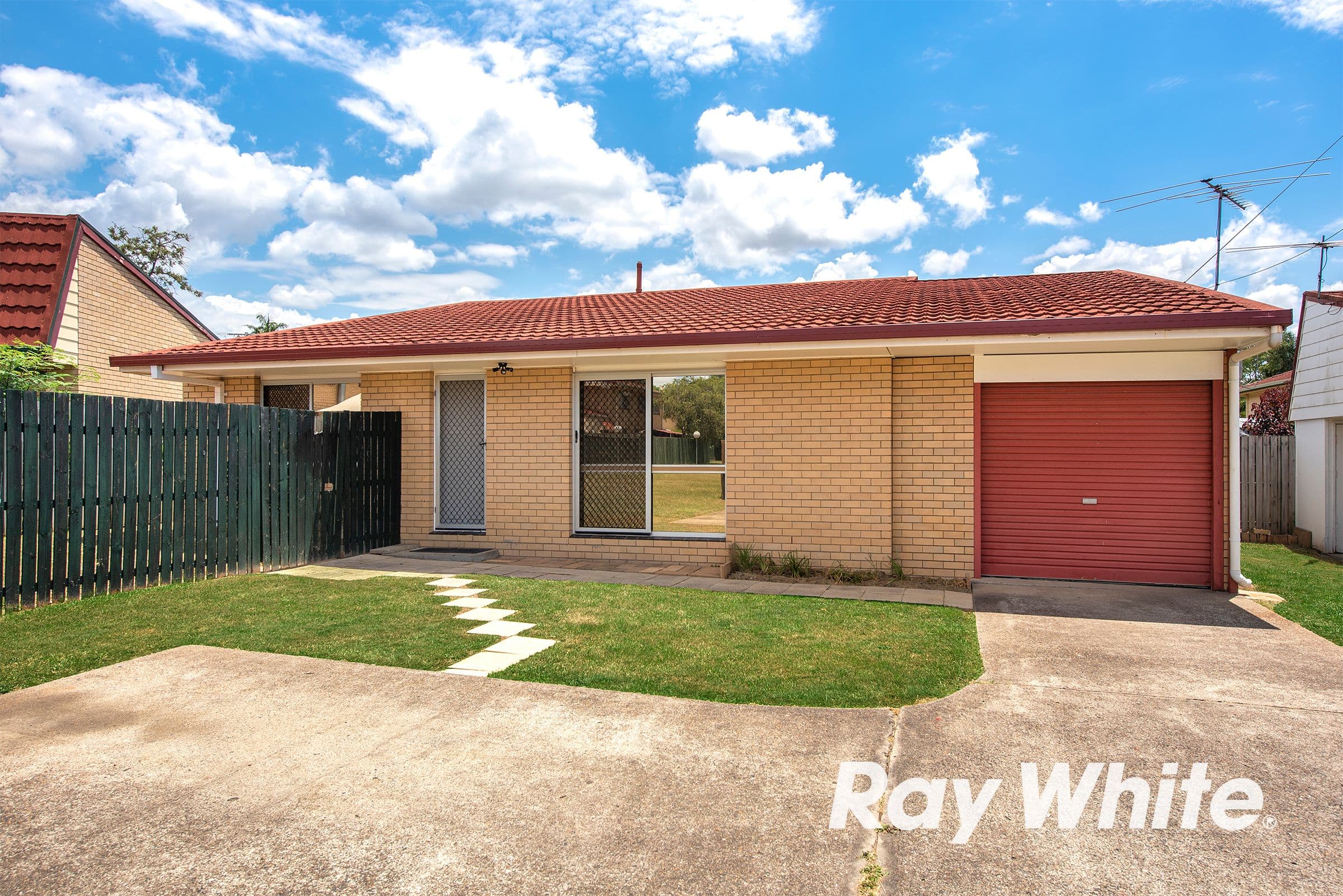 27 Southgate Drive, Woodridge QLD 4114, Woodridge - Image 1