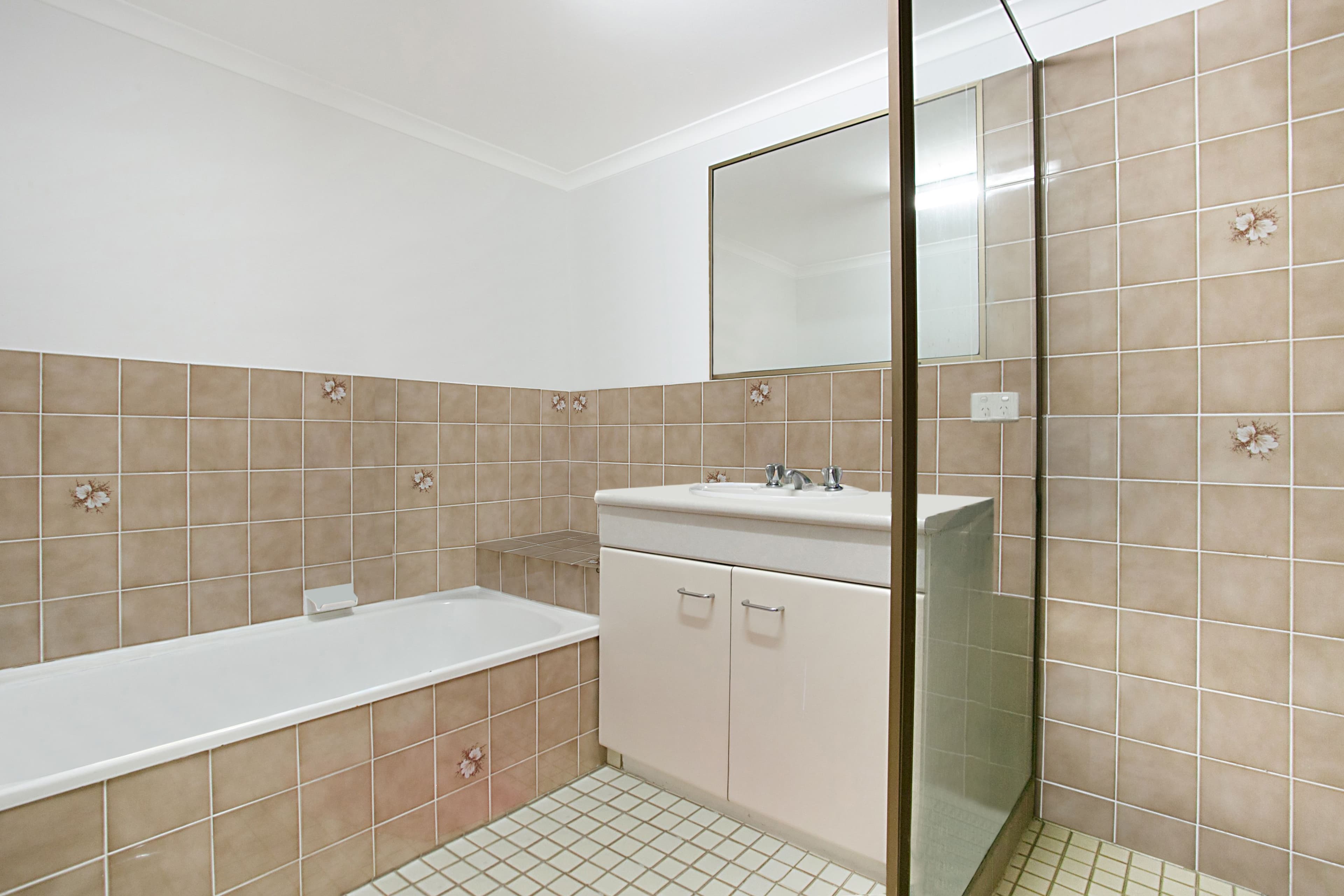 92 Stanhill Drive, Chevron Island QLD 4217, Chevron Island - Thumbnail 6