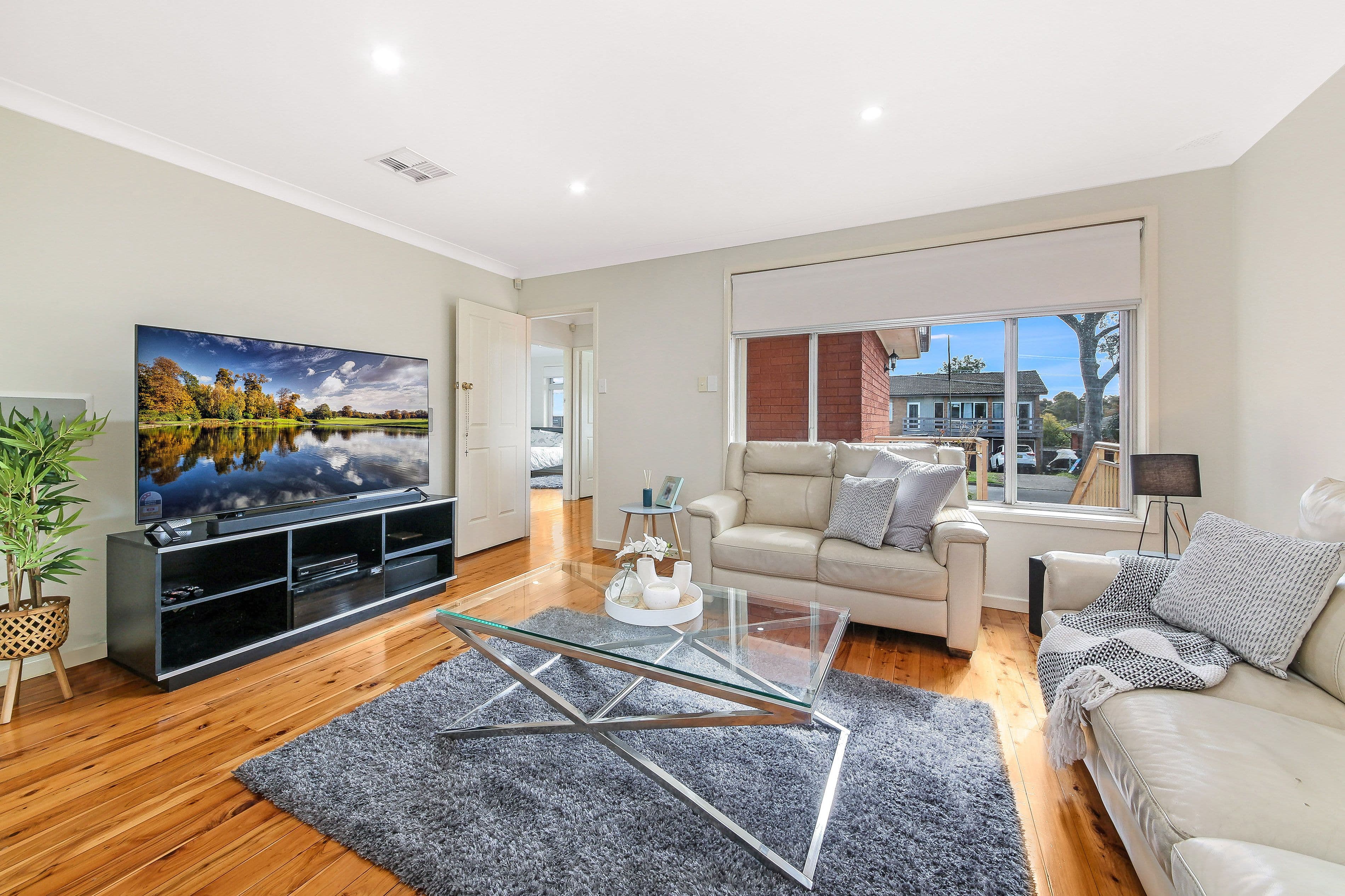 3 Crucie Avenue, Bass Hill NSW 2197, Bass Hill - Thumbnail 2