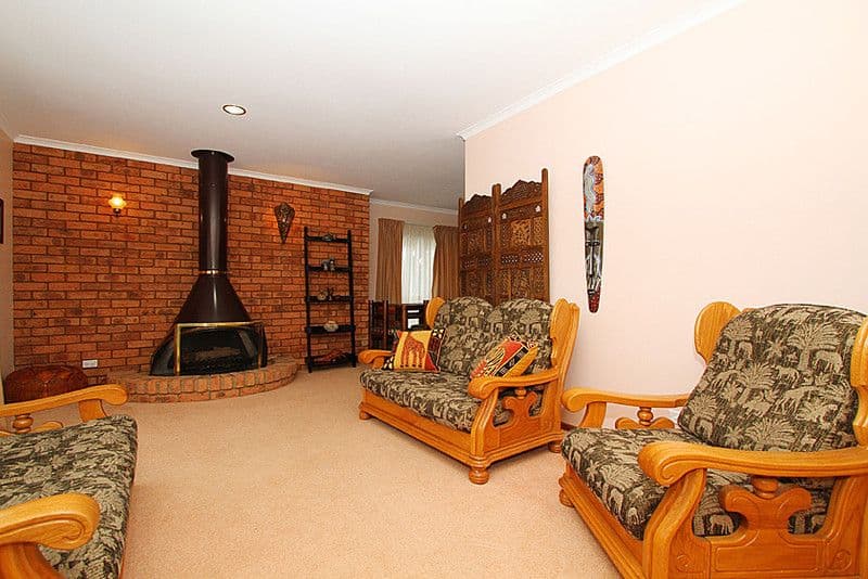 10 Mill Park Drive, MILL PARK VIC 3082, Mill Park - Thumbnail 3