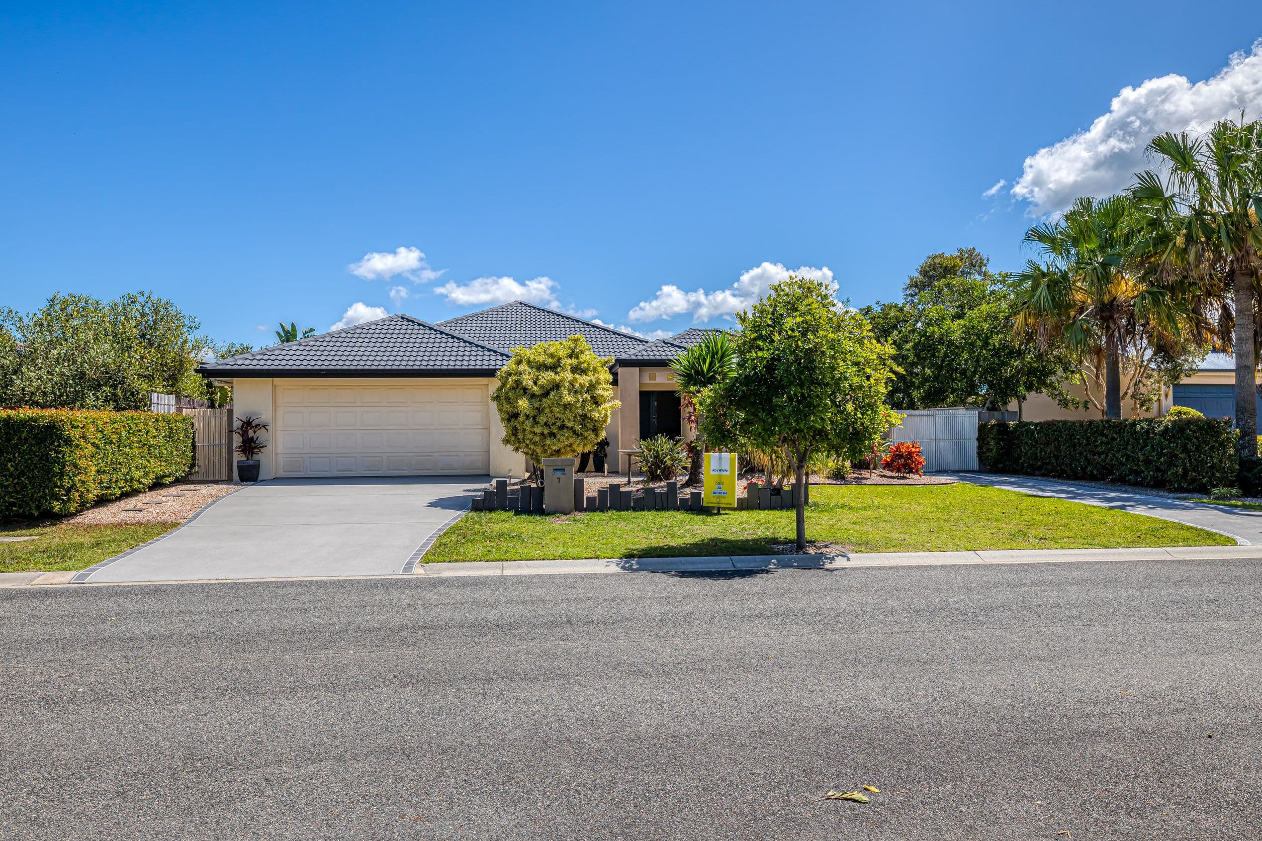 7 Teal Boulevard, Banksia Beach QLD 4507, Banksia Beach - Thumbnail 2
