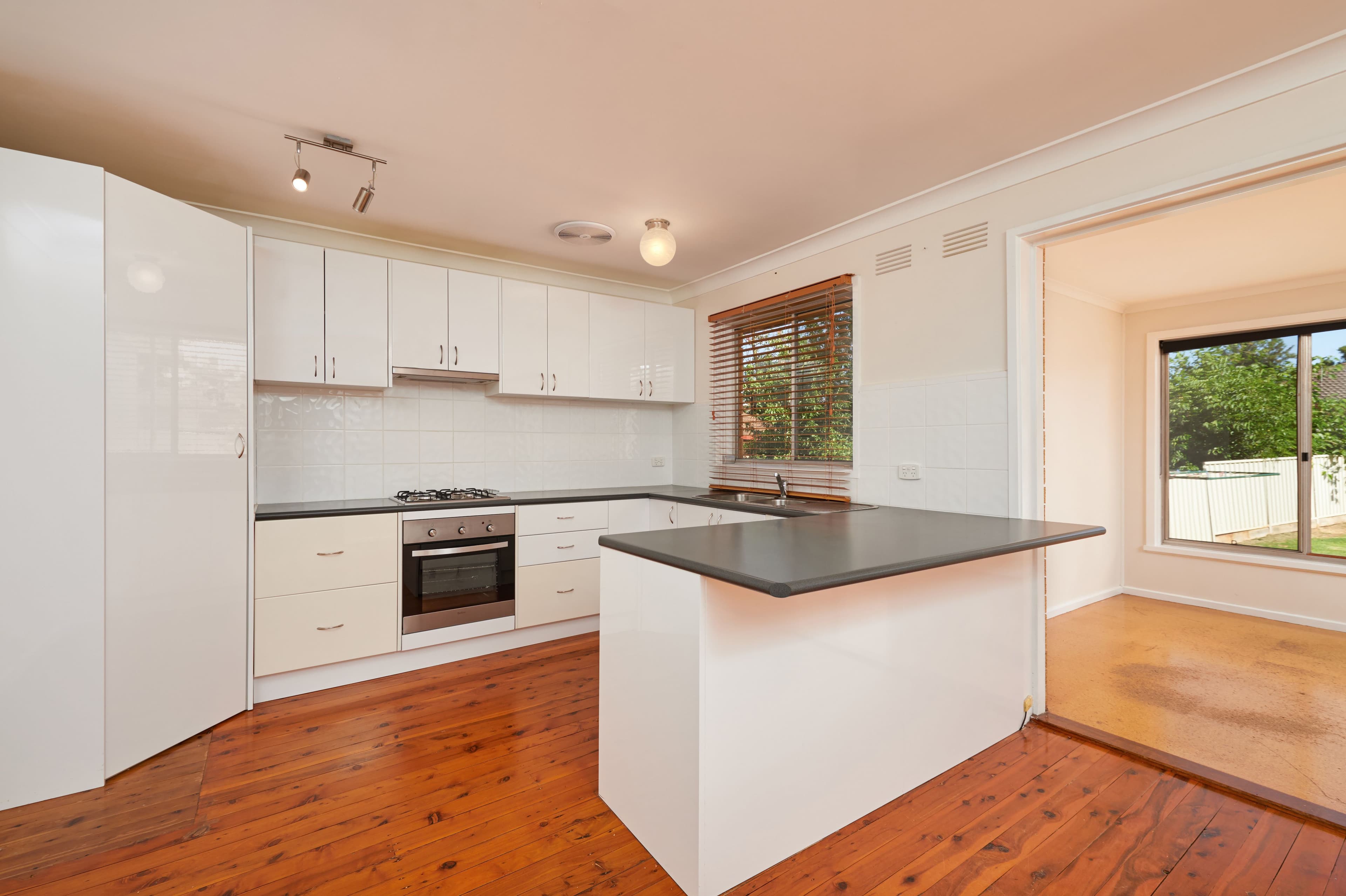 79 Leavenworth Drive, Mount Austin - Thumbnail 2