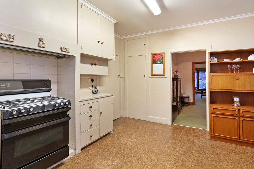 16 Wyuna Parade, Belmont VIC 3216, Belmont - Thumbnail 8