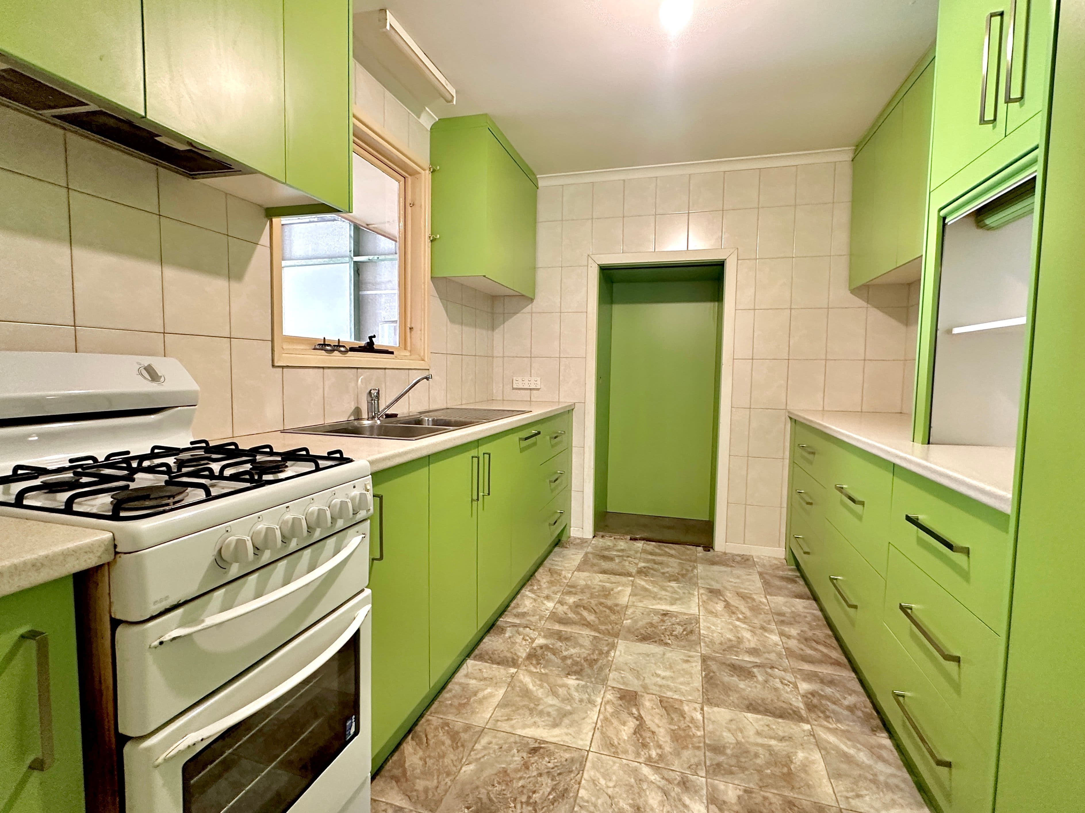 16 Murray Street, Bordertown SA 5268, Bordertown - Thumbnail 3