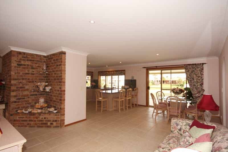 6 Bosun Boulevard, BANORA POINT NSW 2486, Banora Point - Thumbnail 6