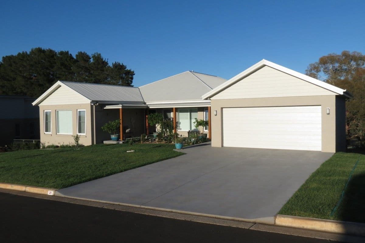 31 Melaleuca Way, ORANGE NSW 2800, Orange - Image 1